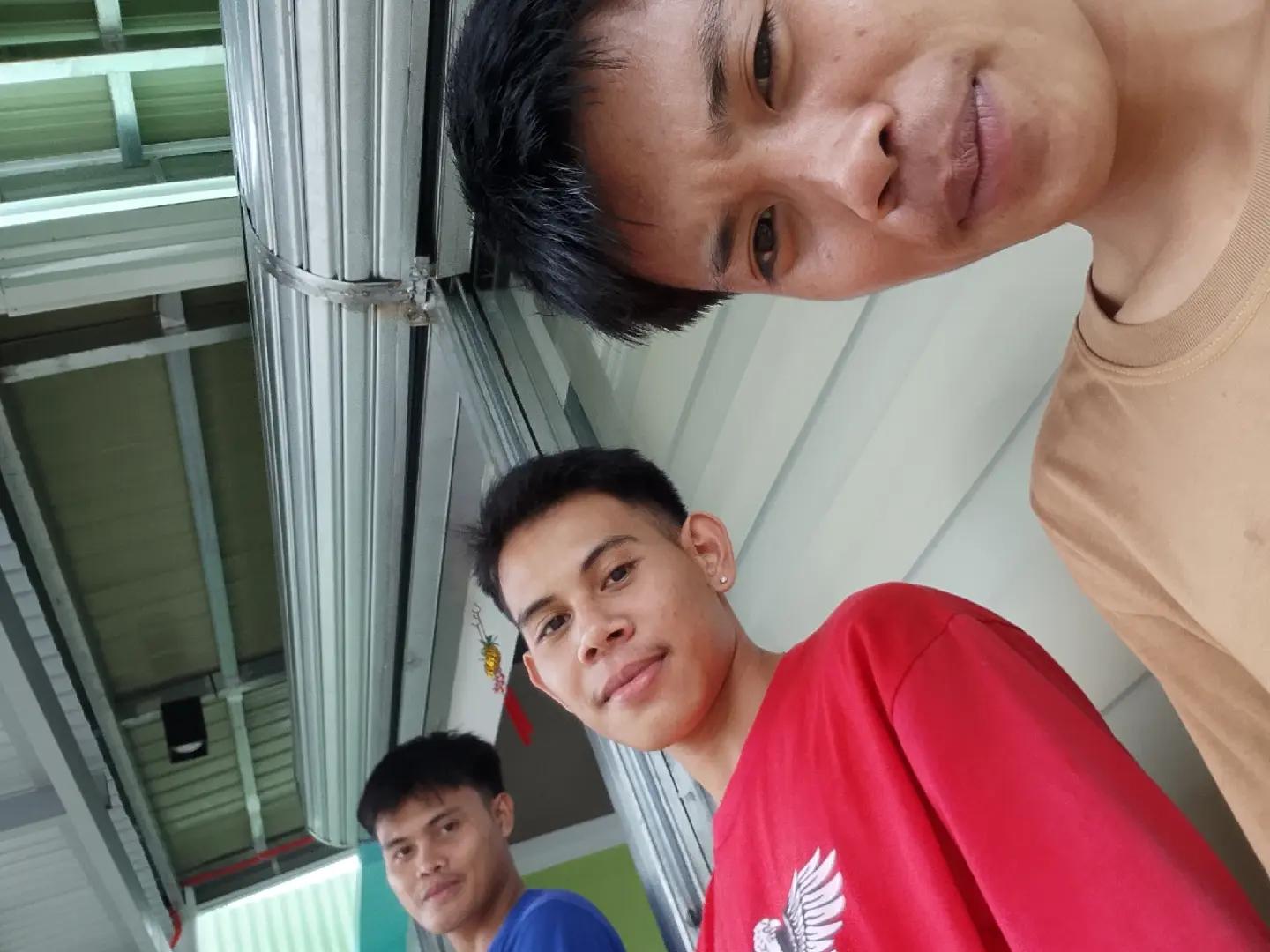 @𝐇𝐞𝖞𝐳𝟐🇵🇭