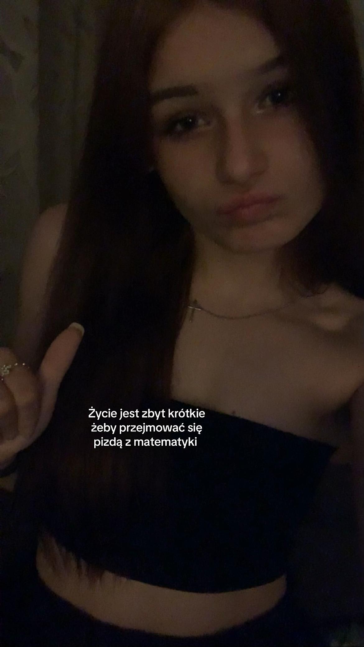 @Nicole🇩🇪