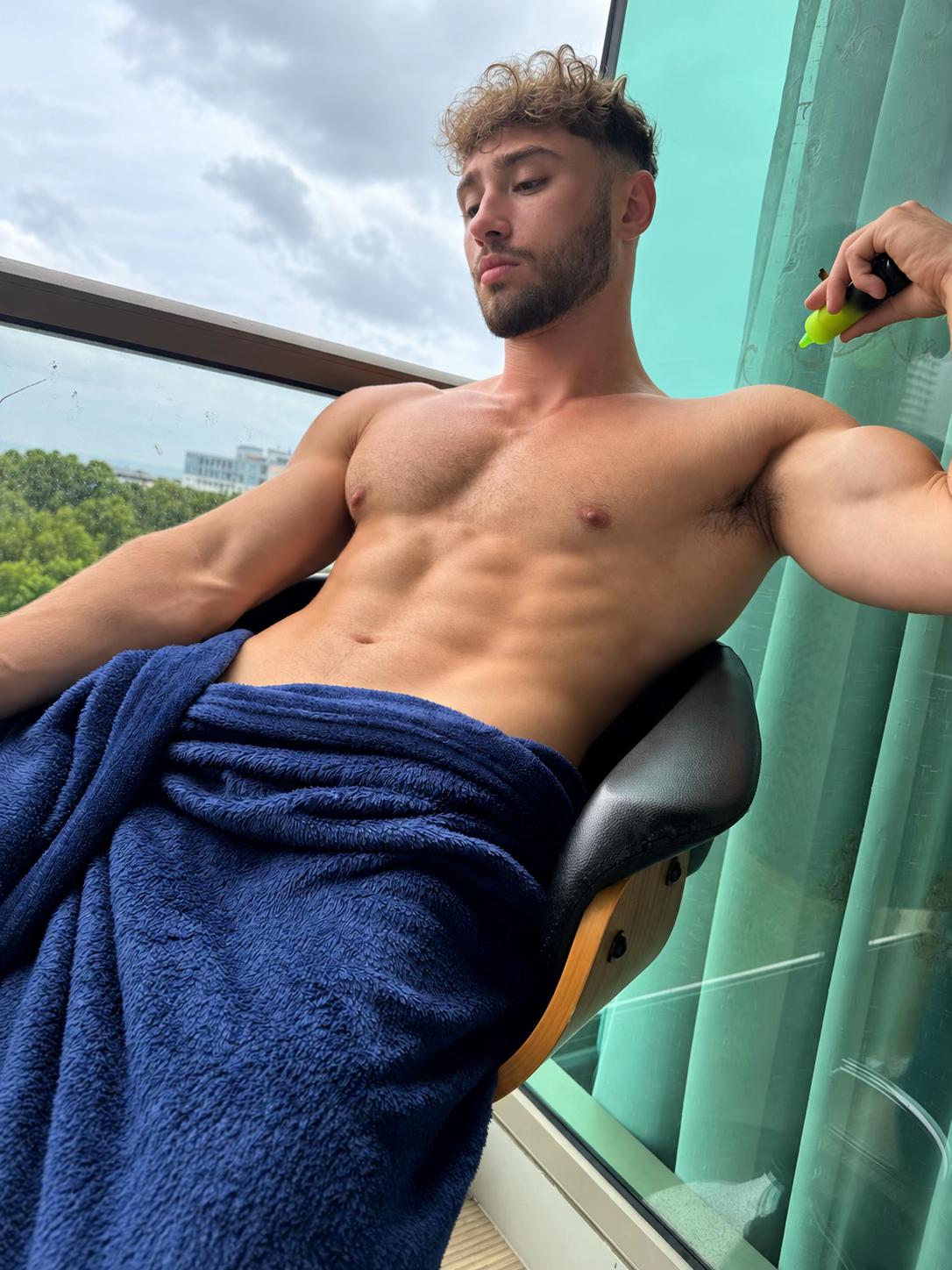 @weshiggins.11