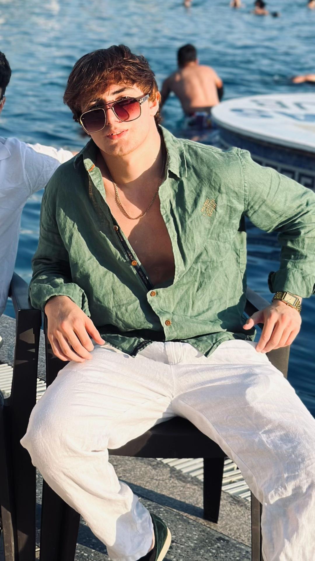 @xeyal_sarııı