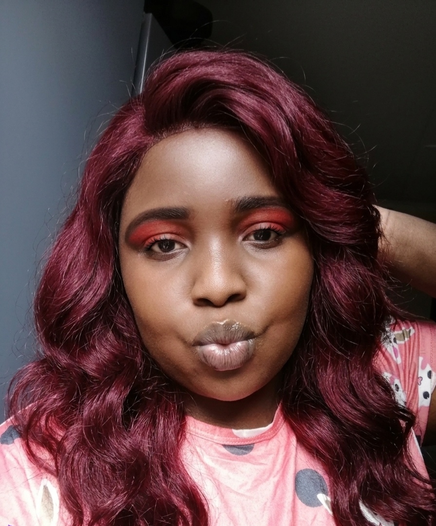 @Queenyabo👑❤️🤍