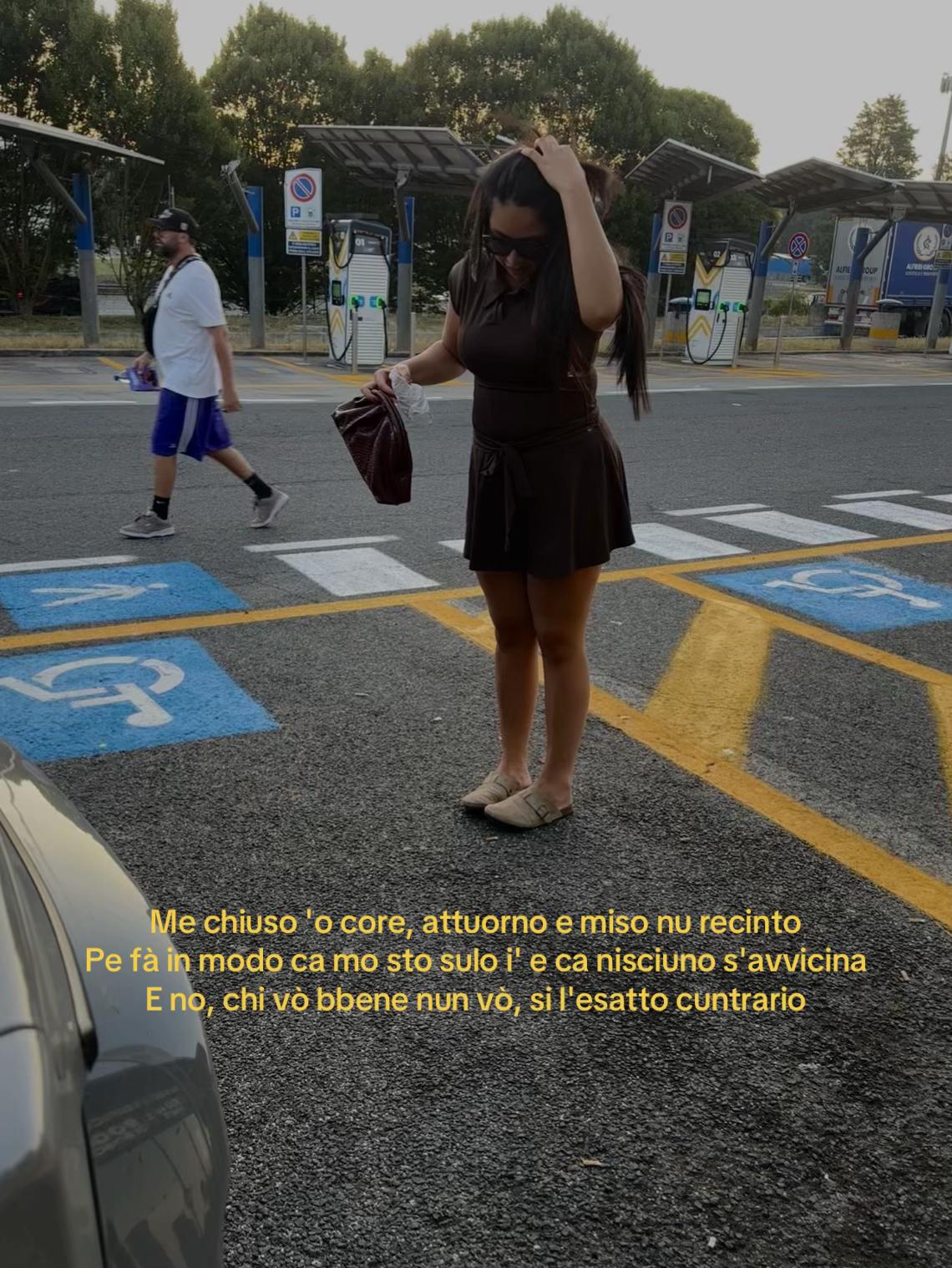 @ANNA PERFETTO