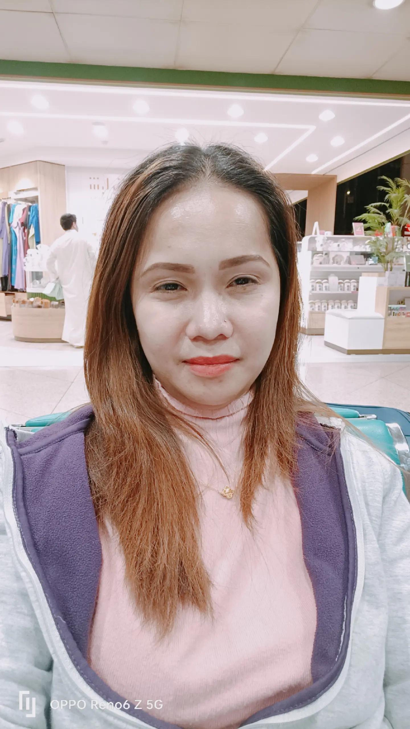 @Ayouni_adeelah22