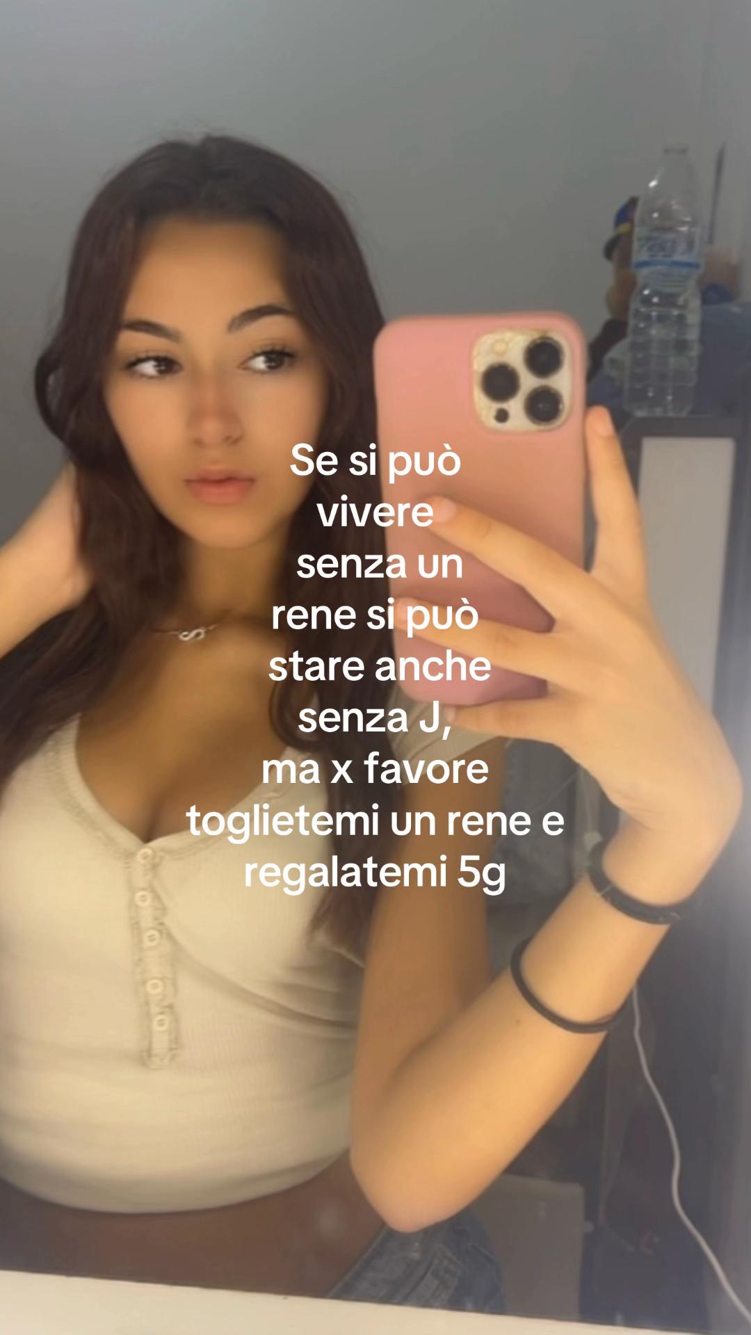 @👧🏻