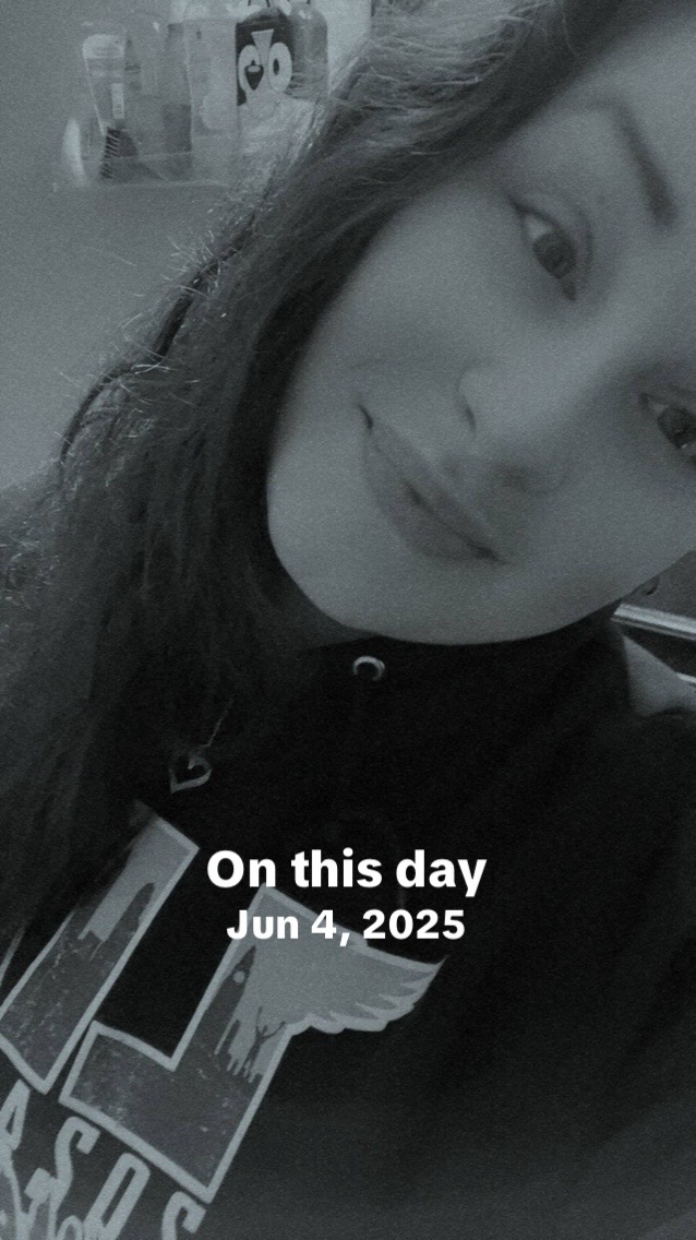 @JustASmallTownGirl🩷💜