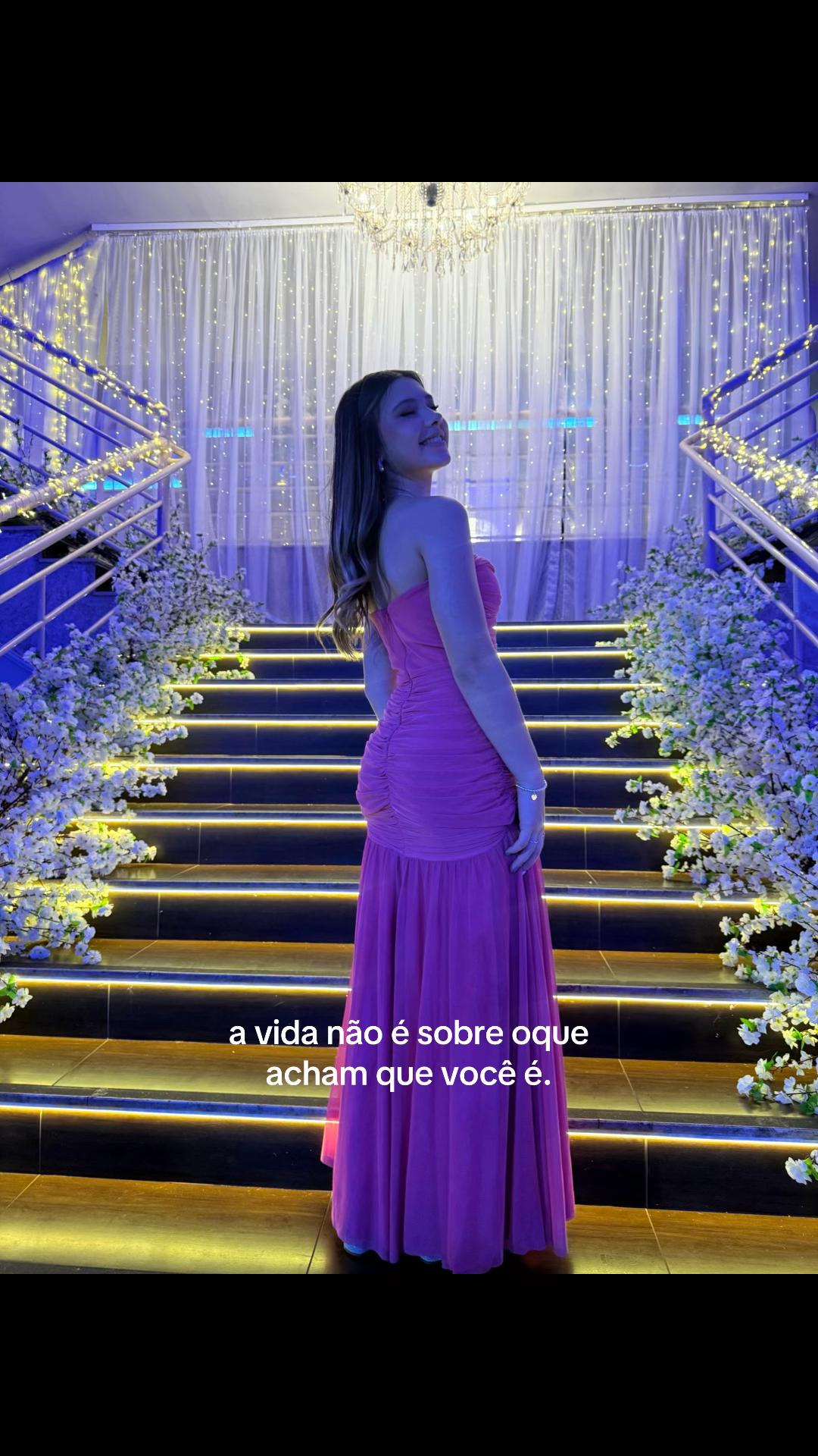 @jujuamancio