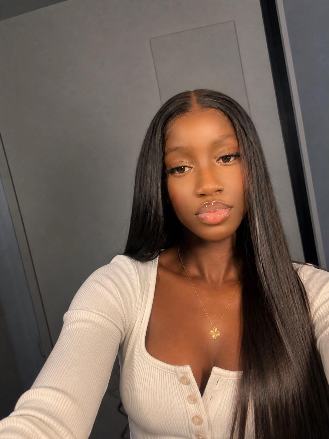 @Coumba_Rose