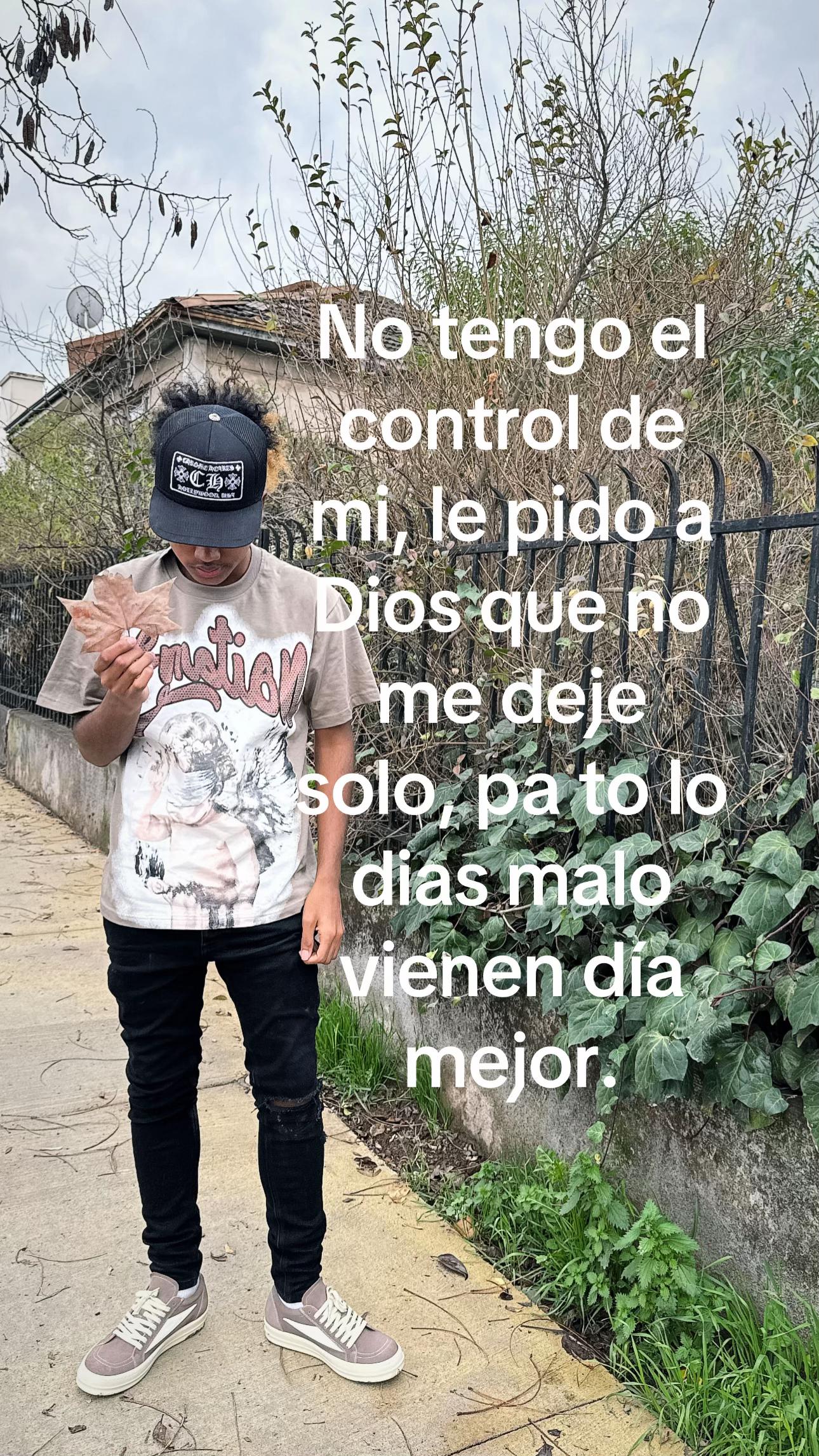 @8TR3Y