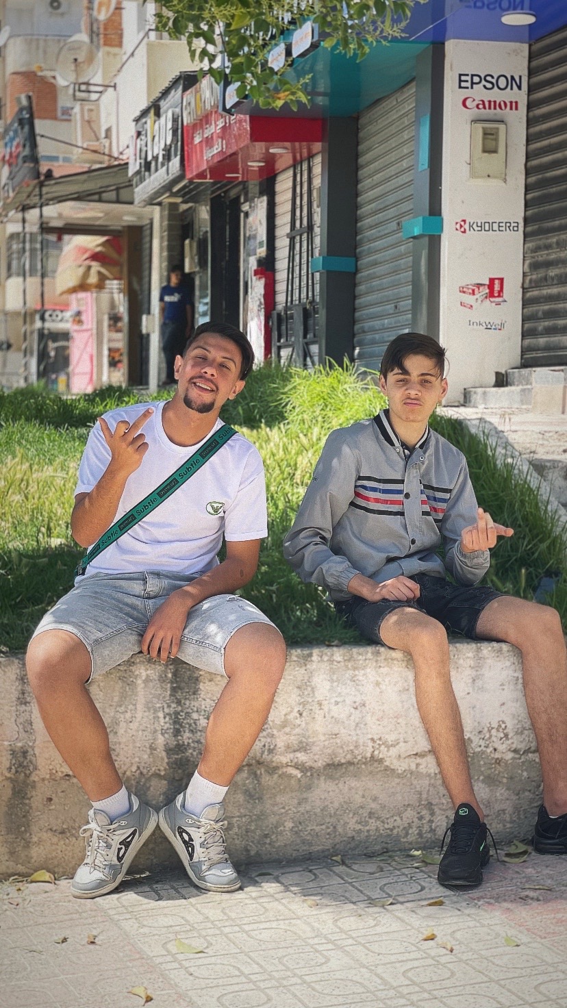 @𝐒𝐚𝐥𝐚𝐡._.𝐥𝐢𝐯𝐞🇫🇷🤲🏻