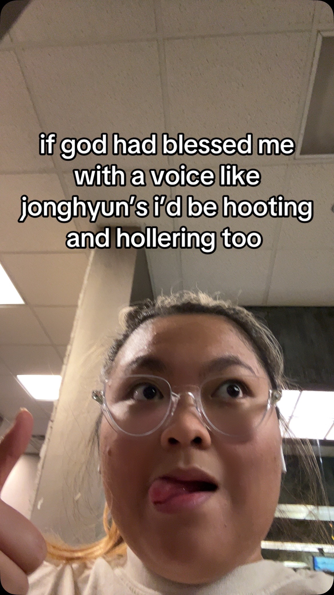 @nia