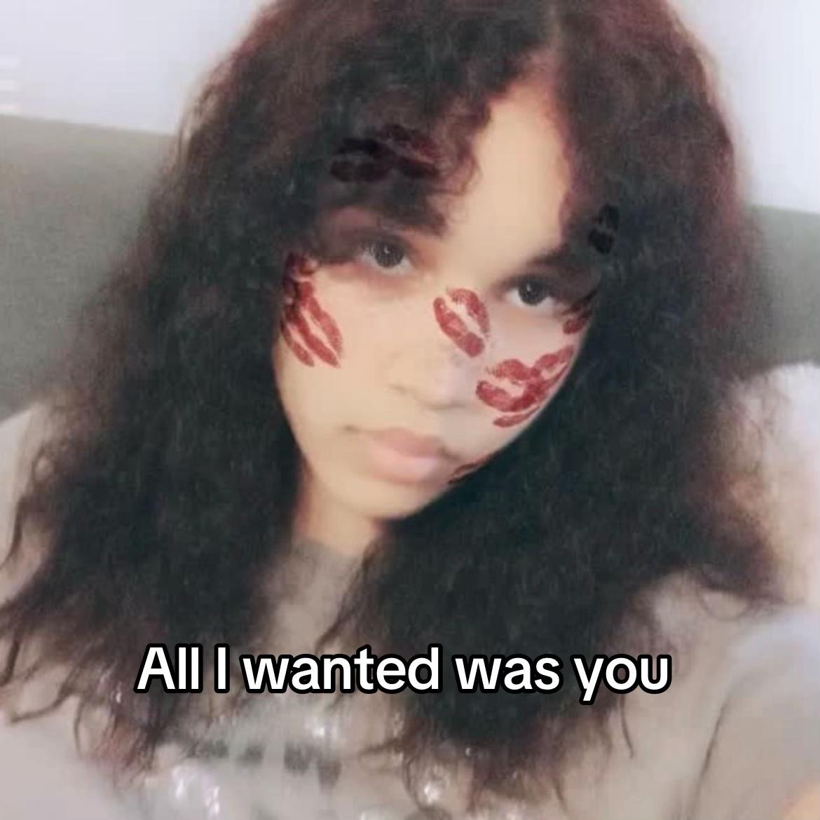 @Alena𒉭