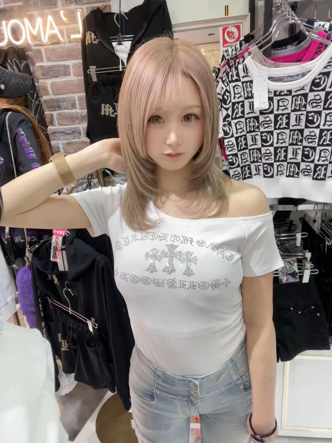 @lamour横浜VIVRE