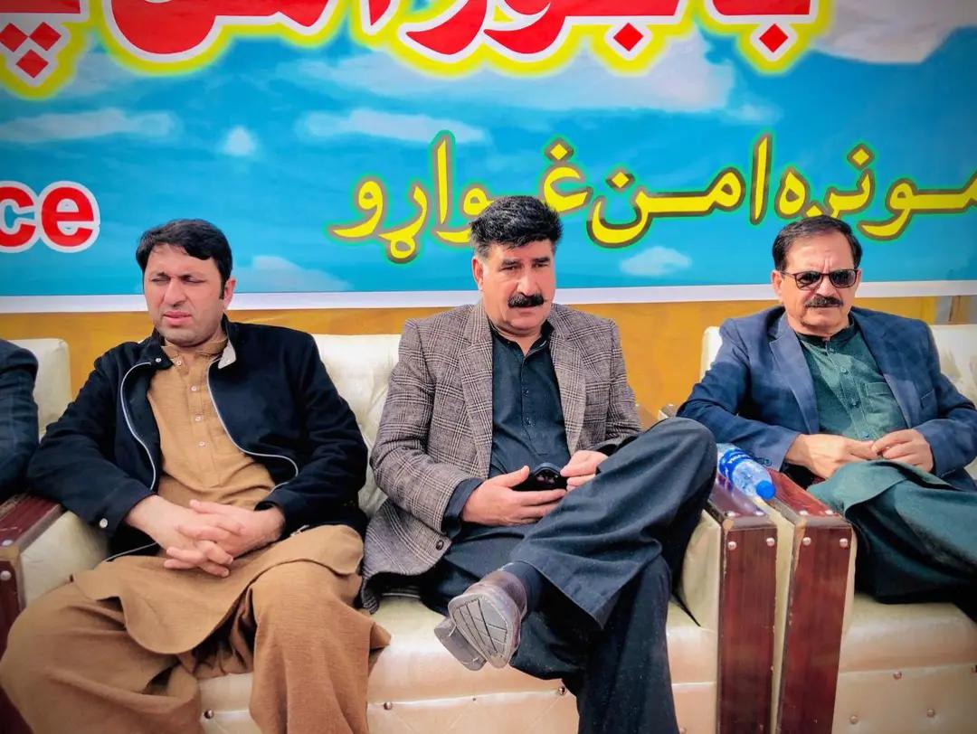 @akhonzada_chattan