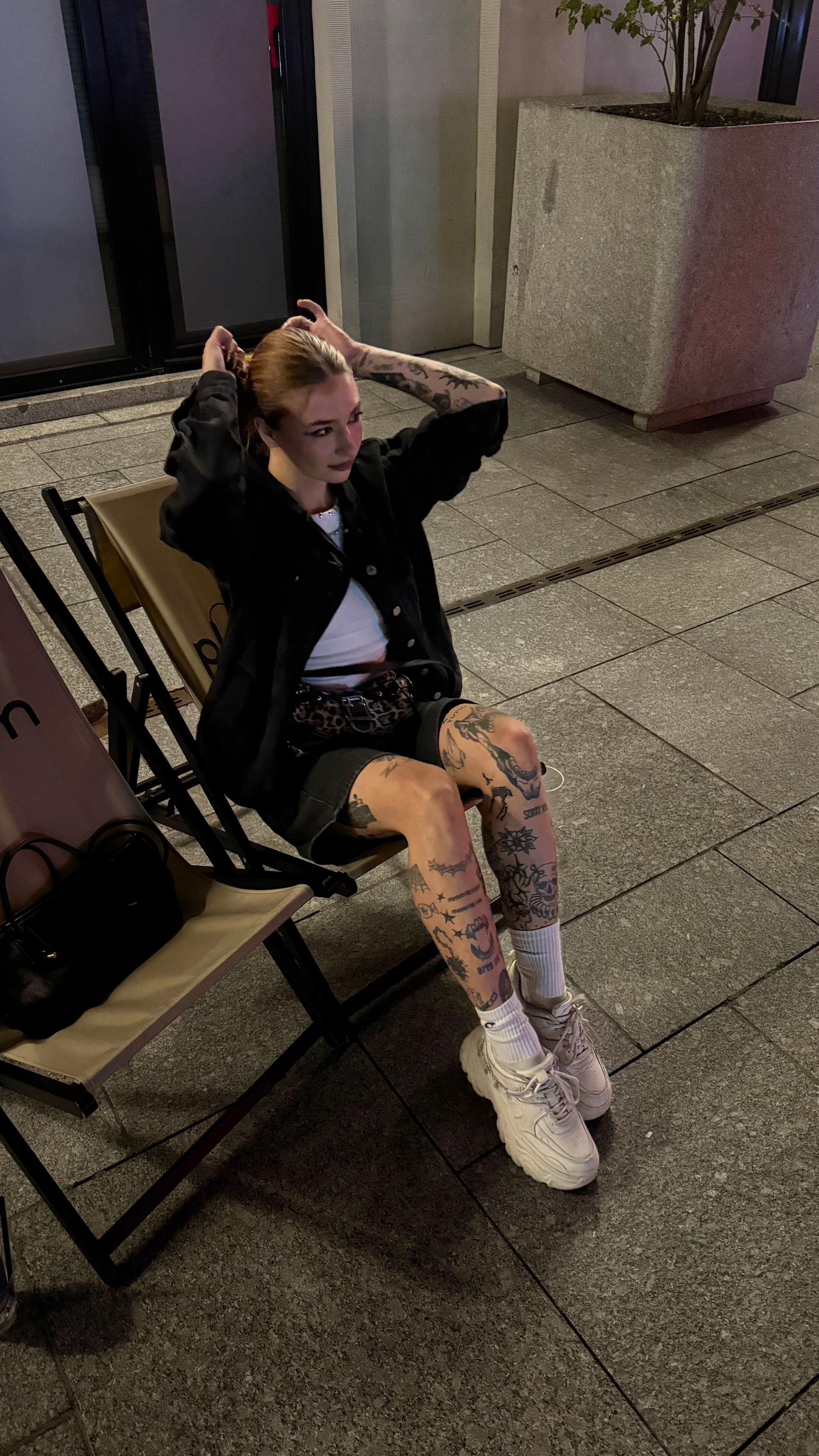 @BLVCKQU