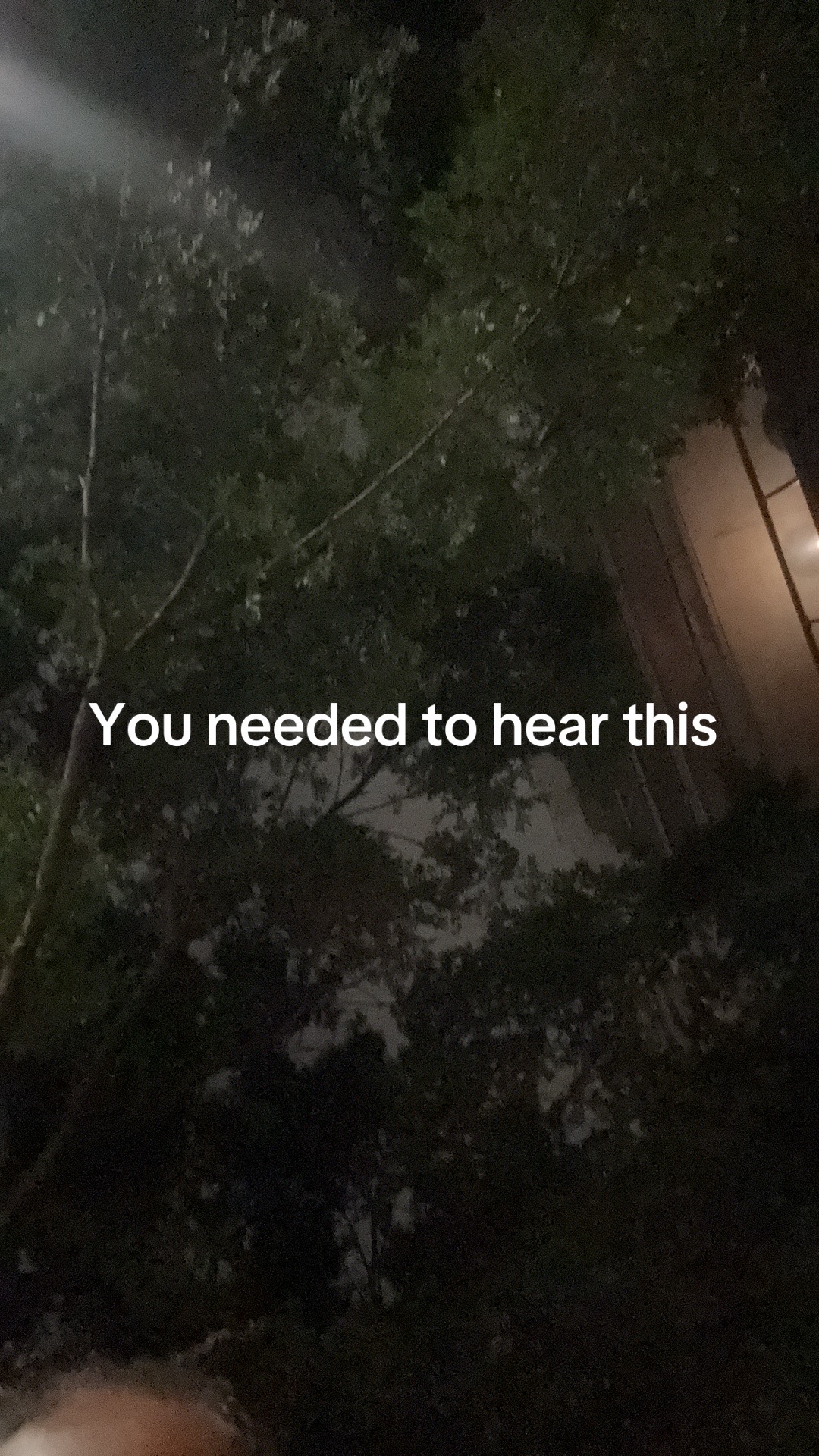 @Clo