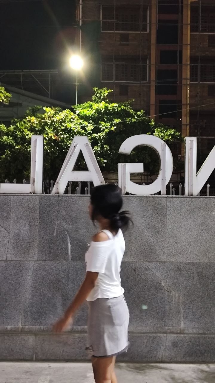 @T