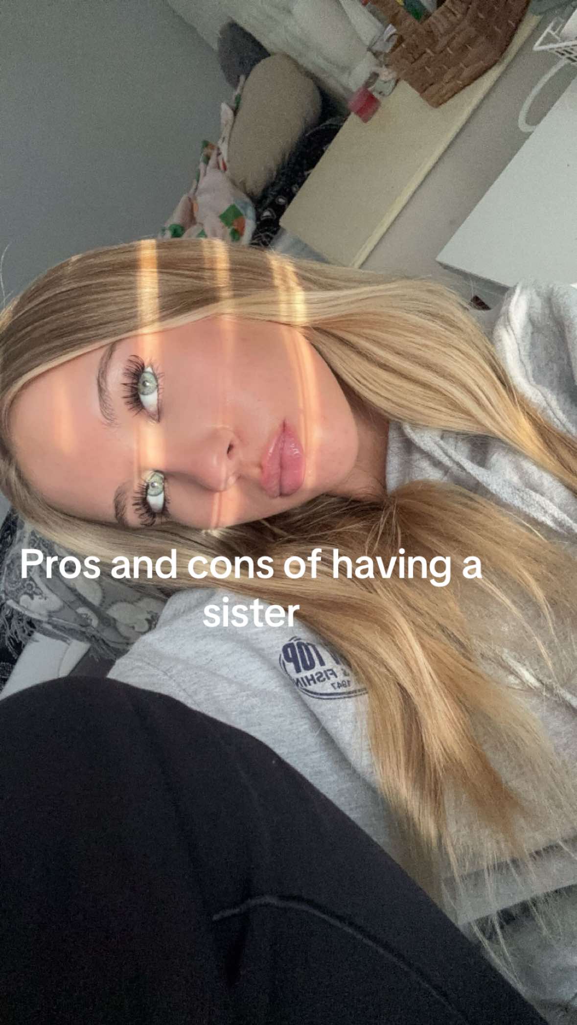 @️