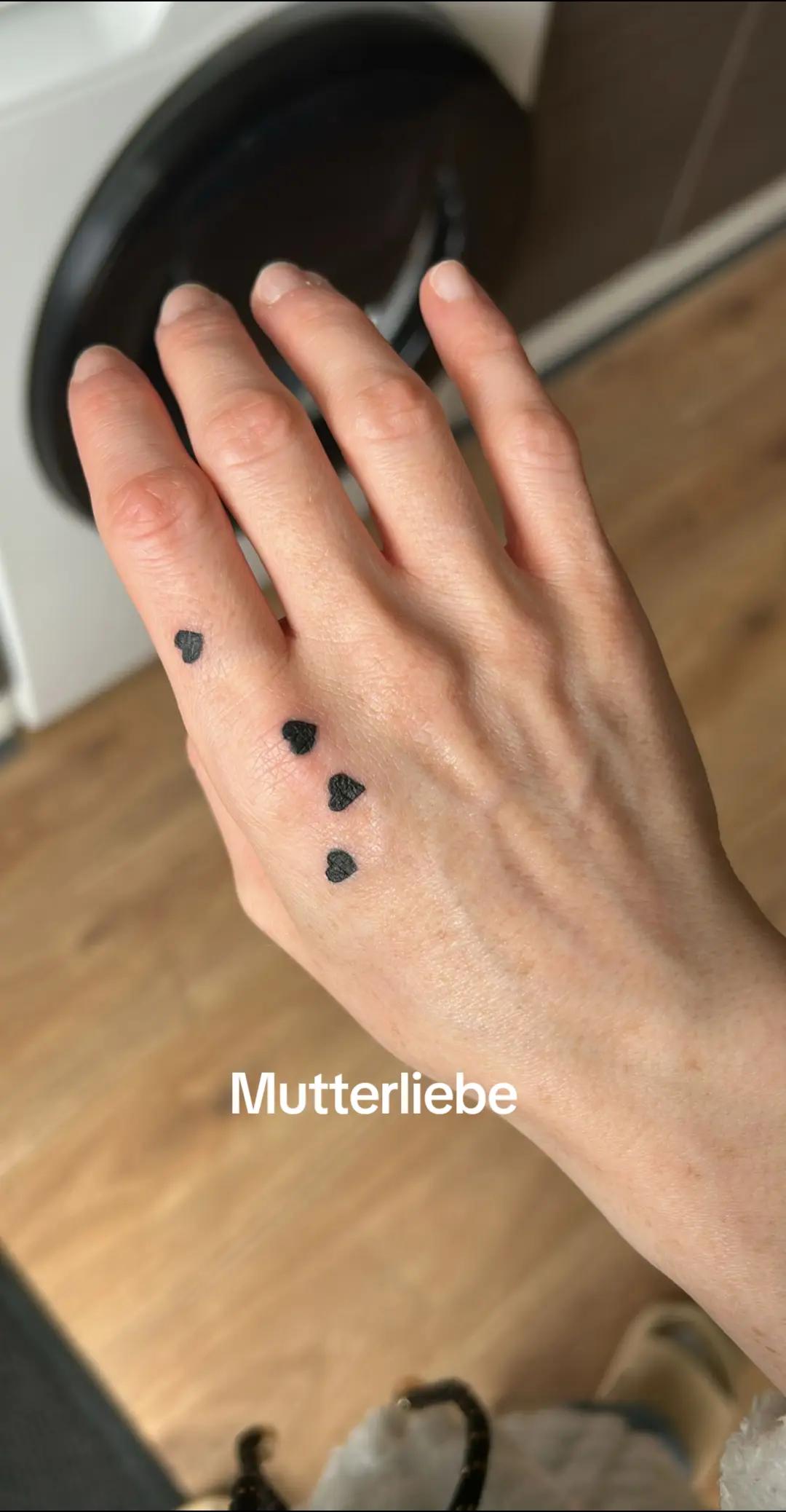 @Pink.ink.cd