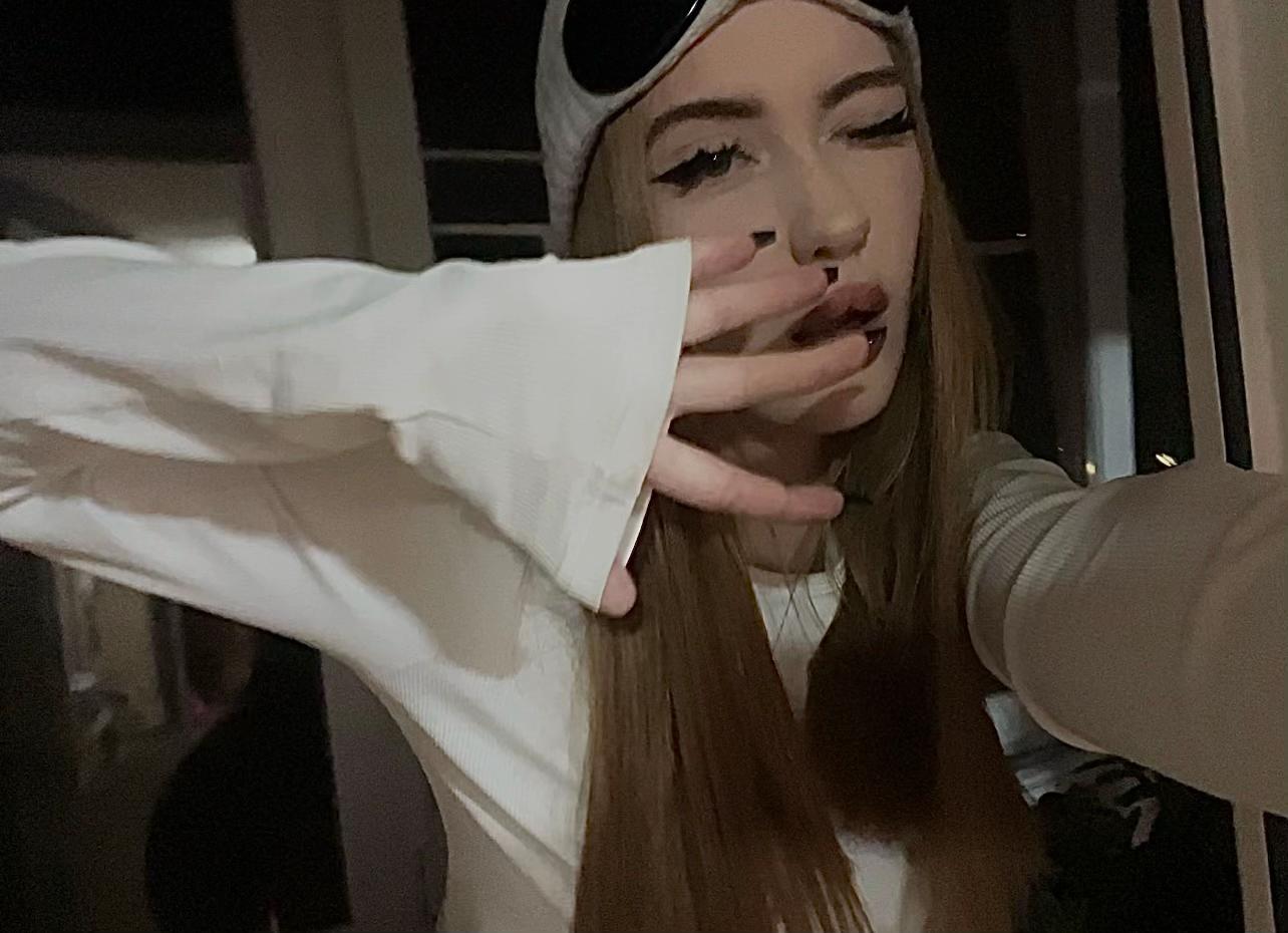 @каэтана