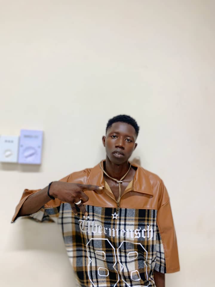 @&ETH;&otilde;f ĉŕ&acirc;żŷ🥵🥶
