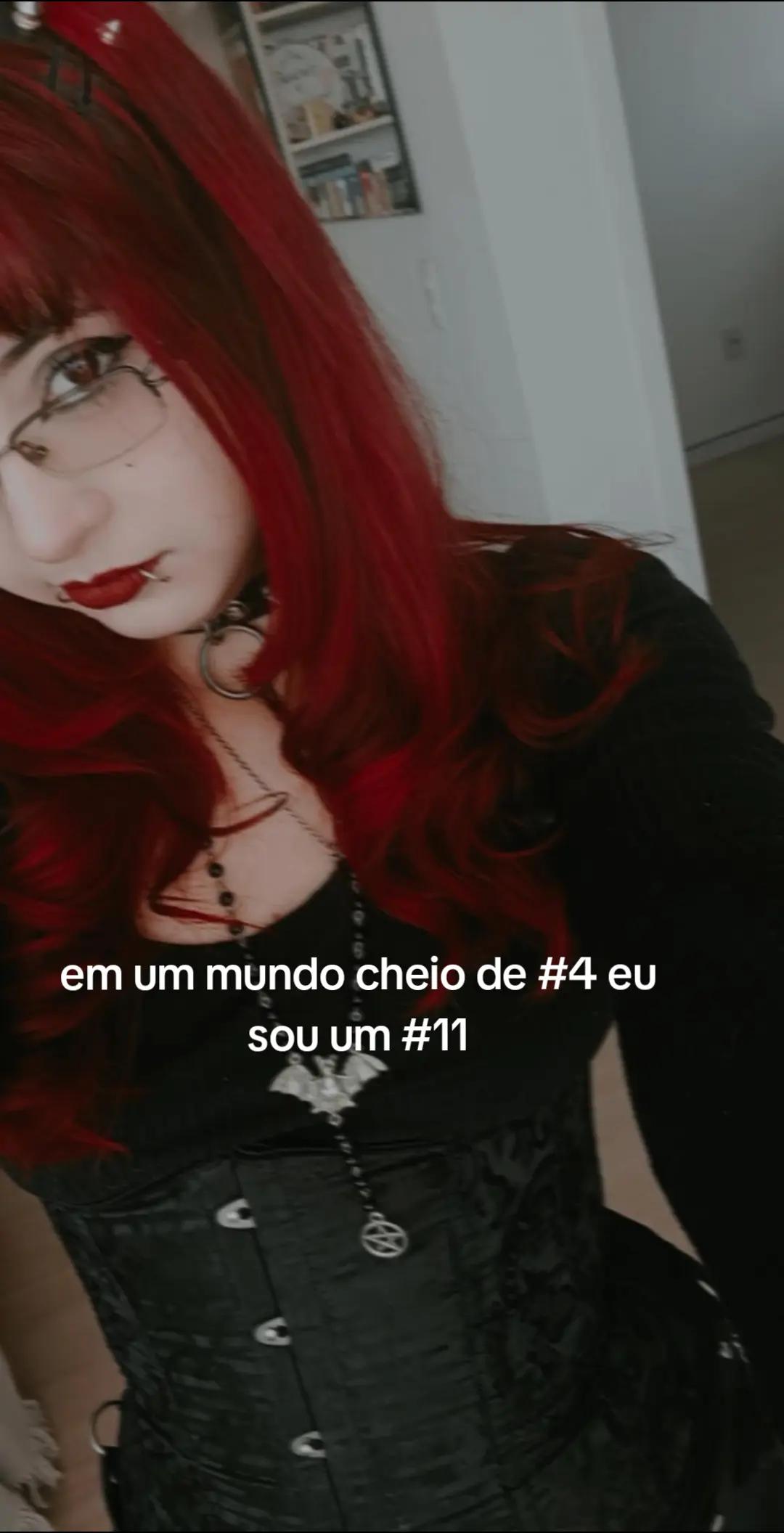 @bebel ☭ | coven da claudia