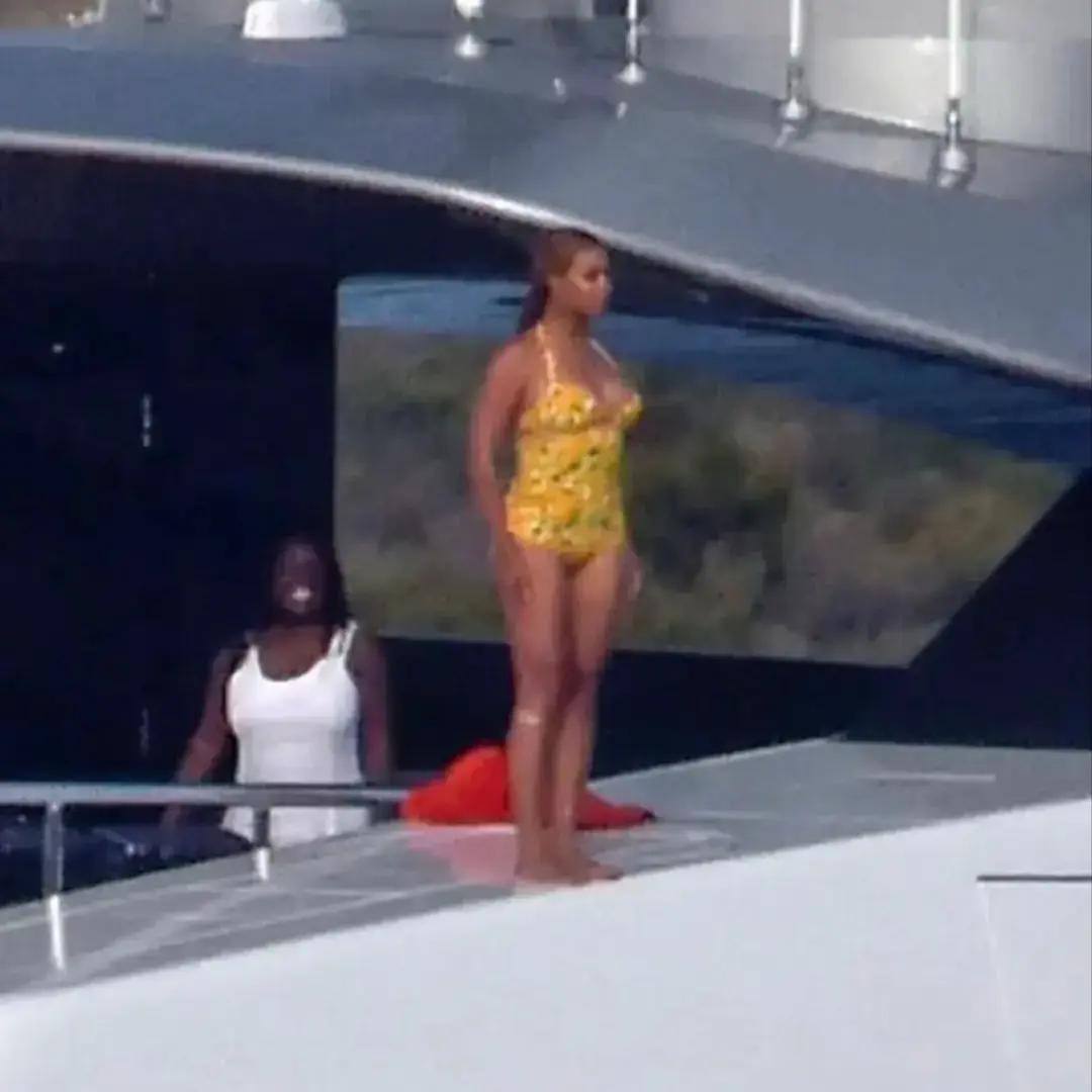 @BeyhiveGermany🐝