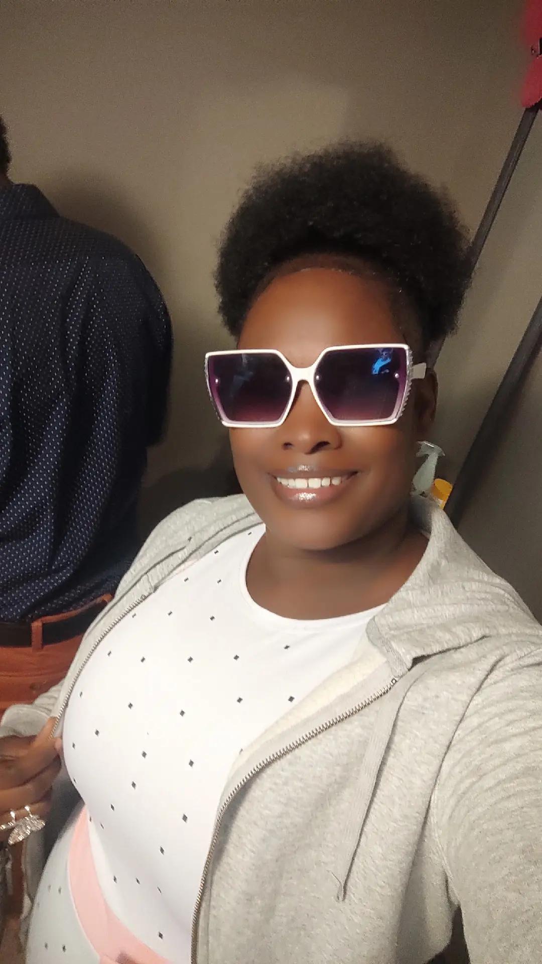 @MosieLove