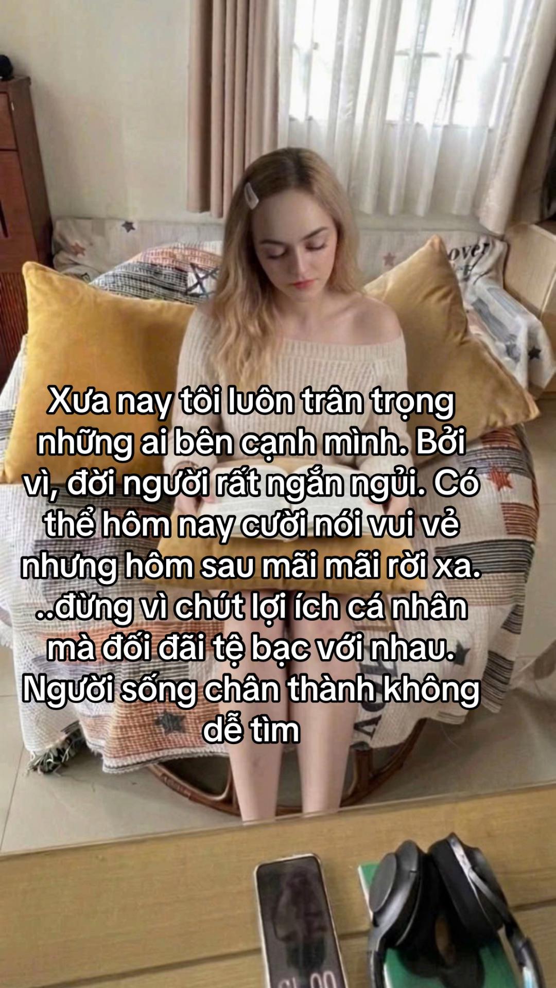 @🍀📖Julie Nguyễn🍀✨💫