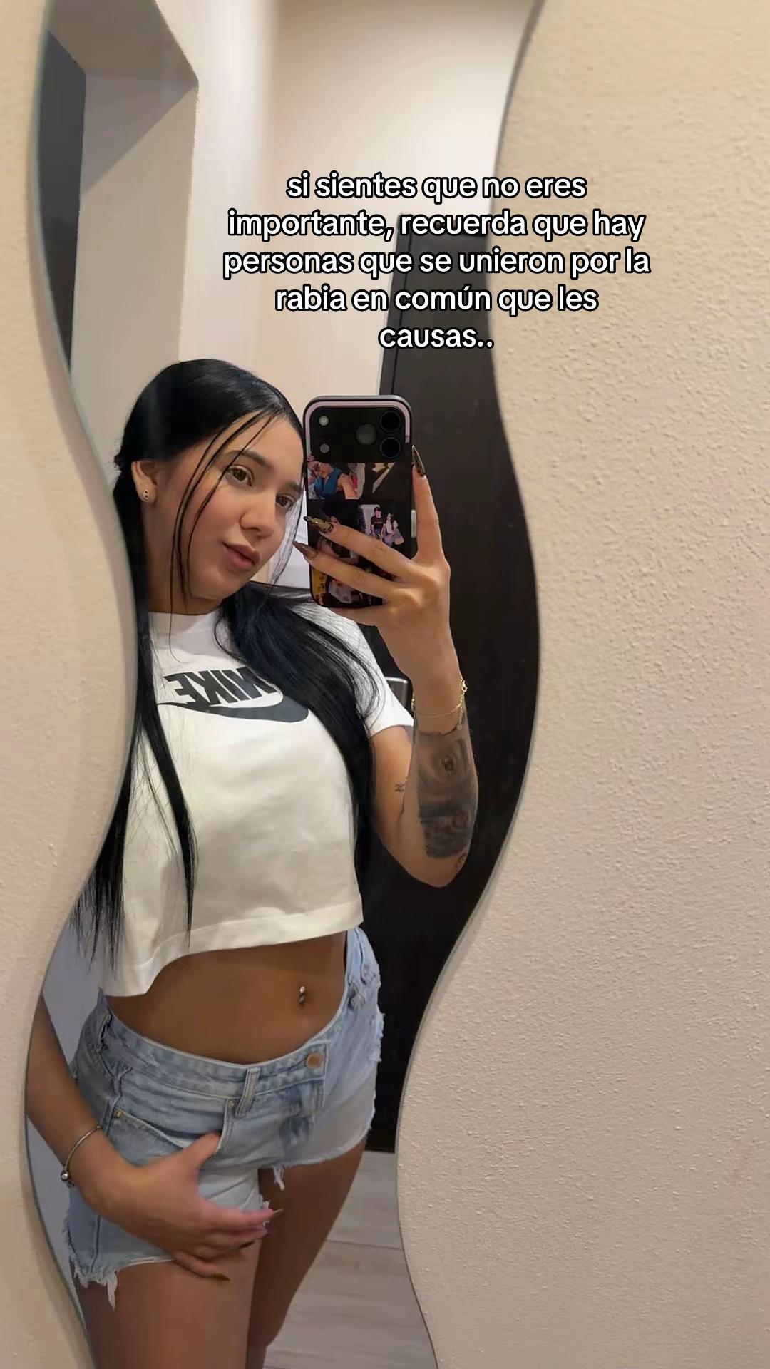 @𝔊𝔞𝔟𝔶.