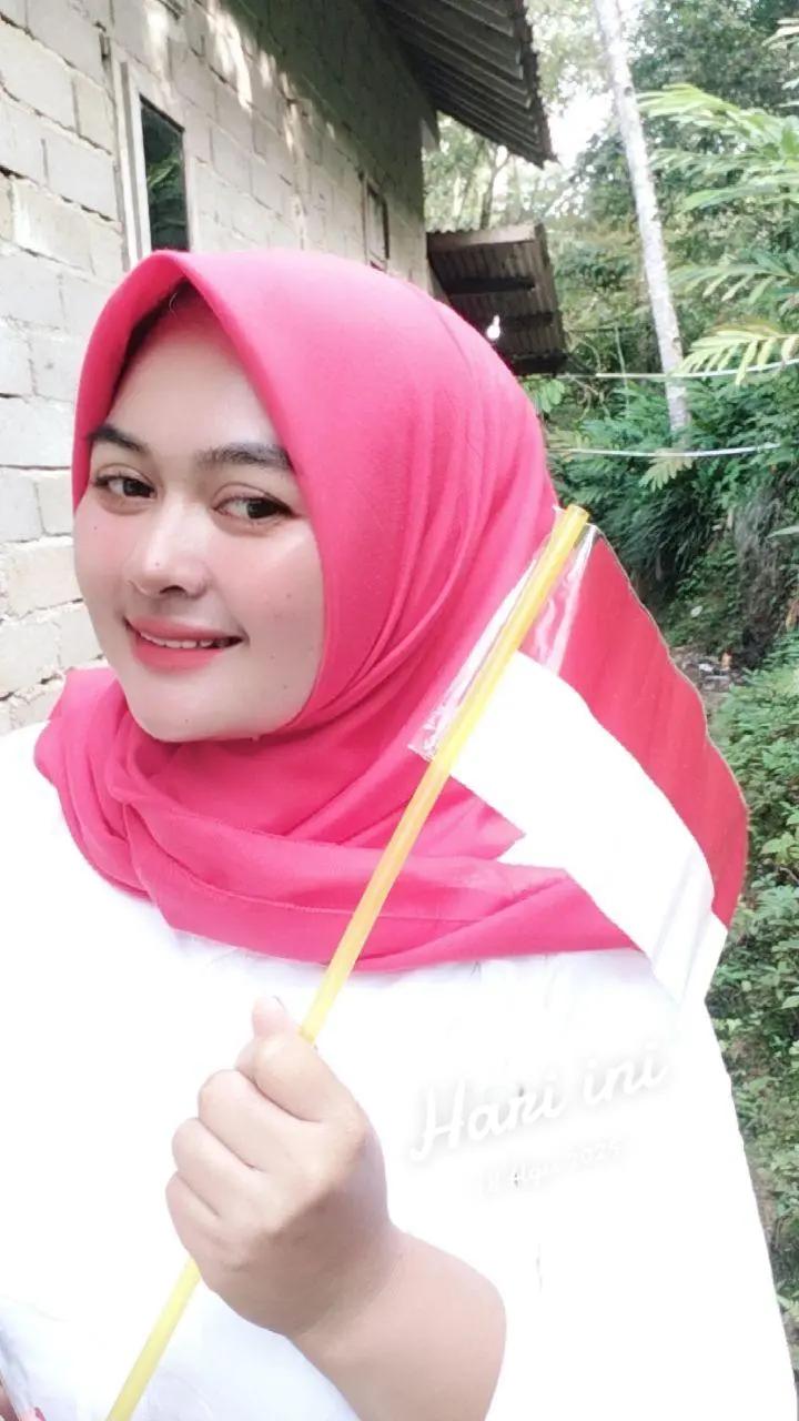 @Cantik Distira