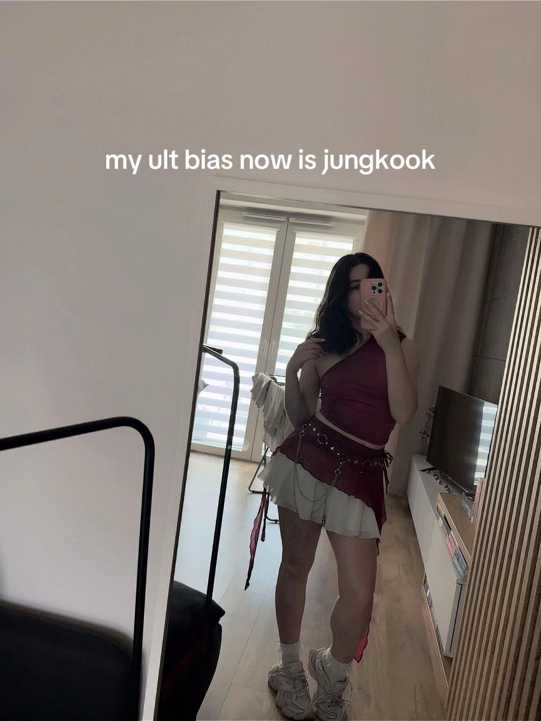 @๐ katiee saw bts