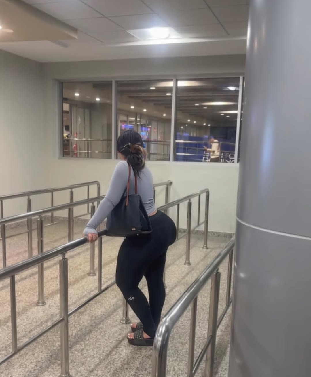 @Nalgona la moyeta😍😍