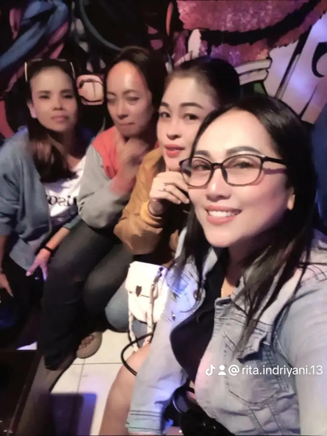 @Rita Indriyani 13