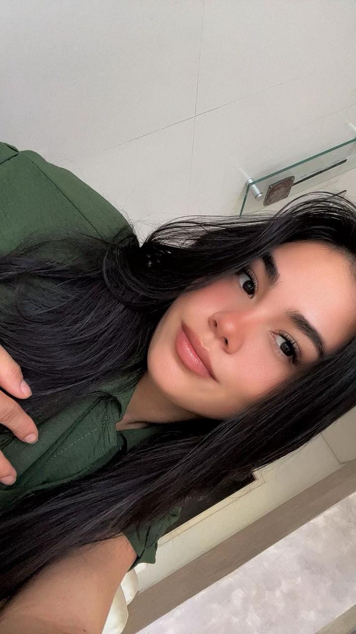 @adria_oliverr
