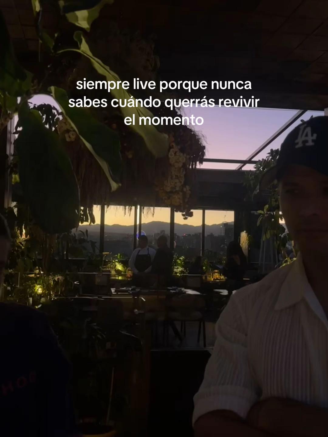 @Sara&iacute; Meza