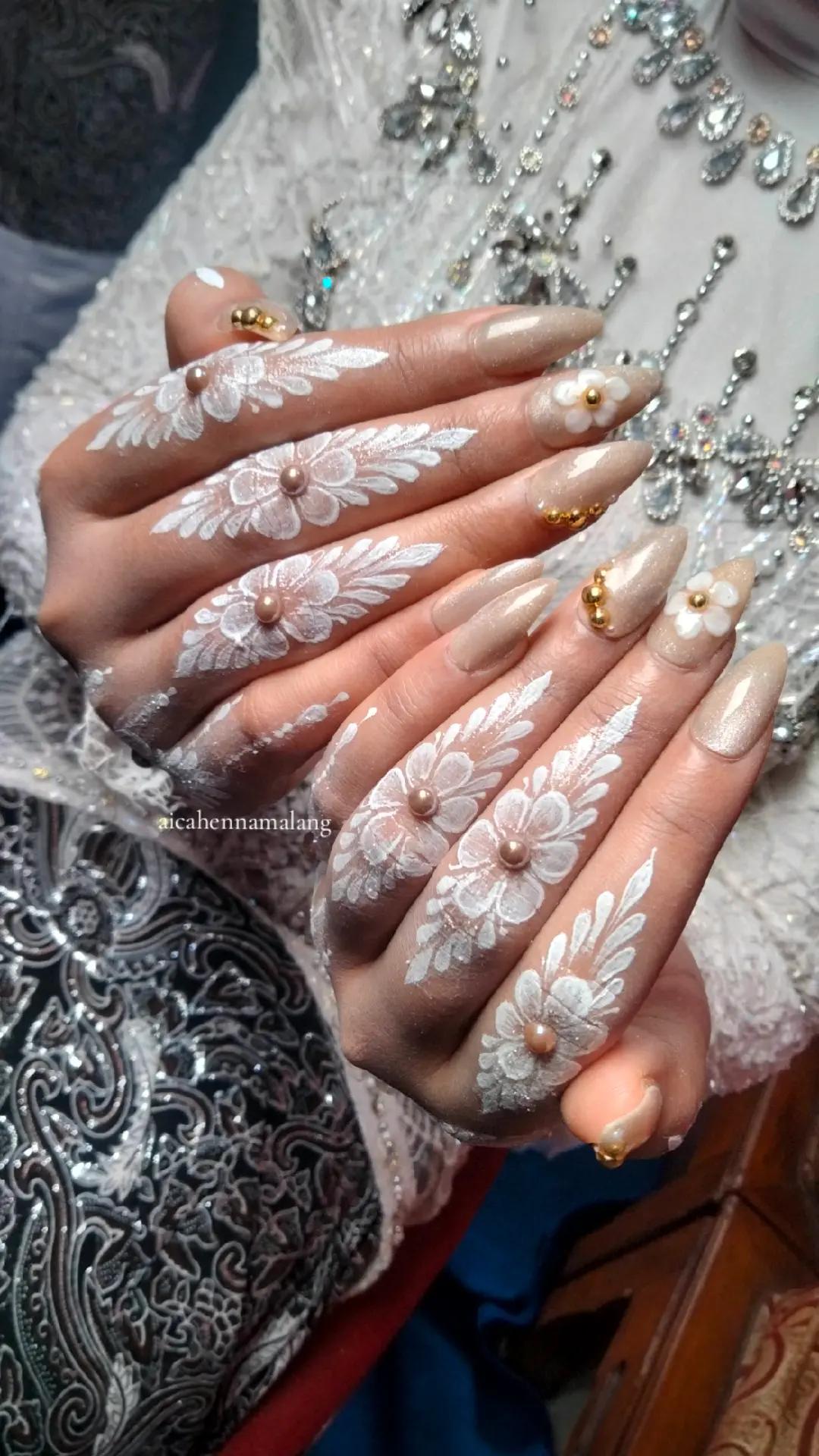 @aicahennamalang