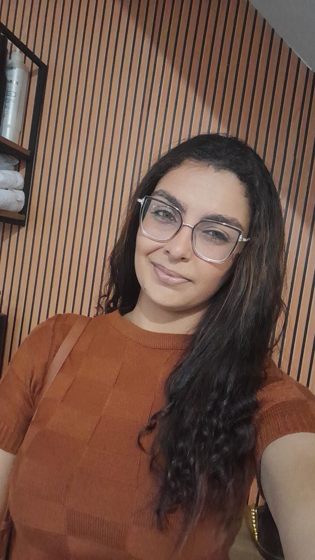 @Ana
