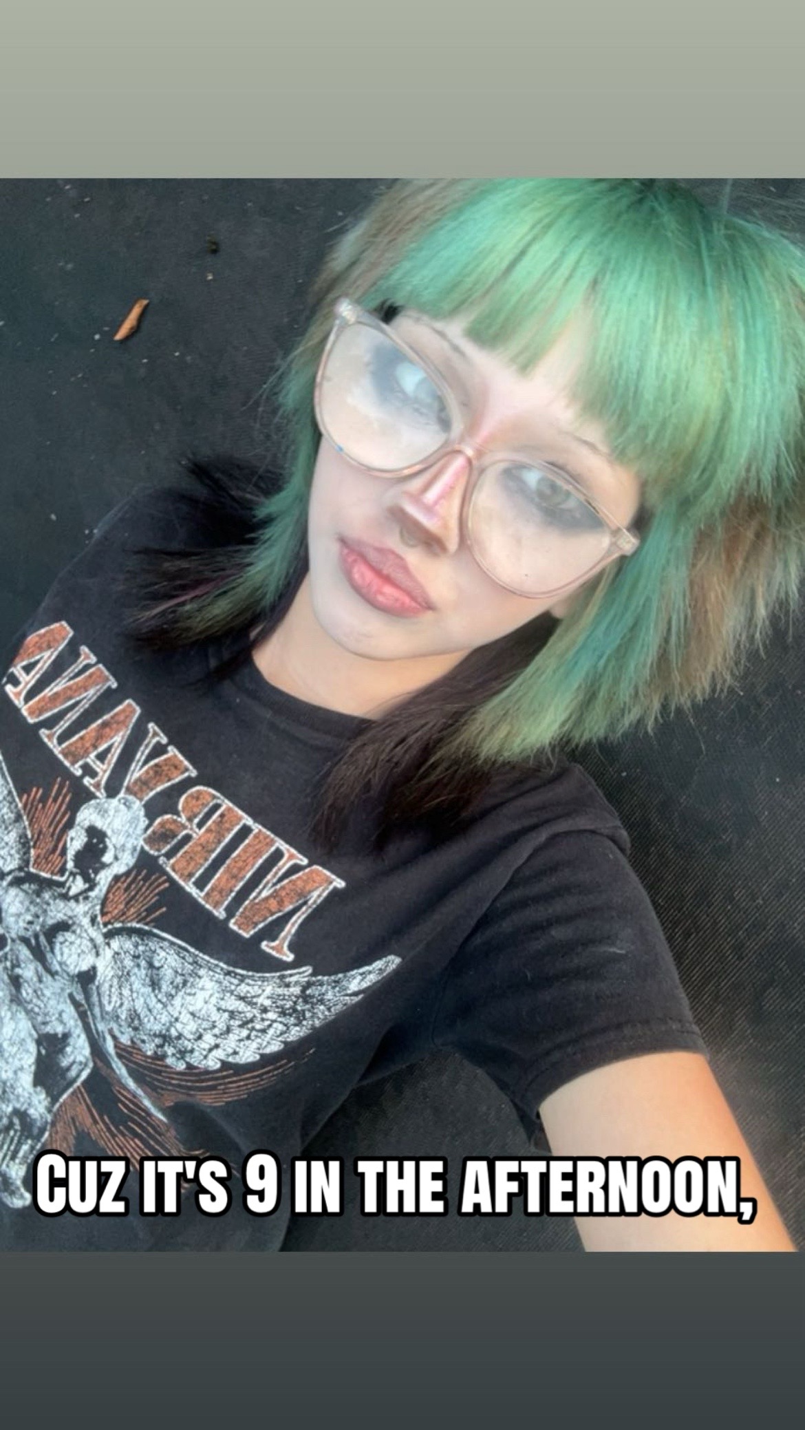 @R🦇🧁🧟♀️👀