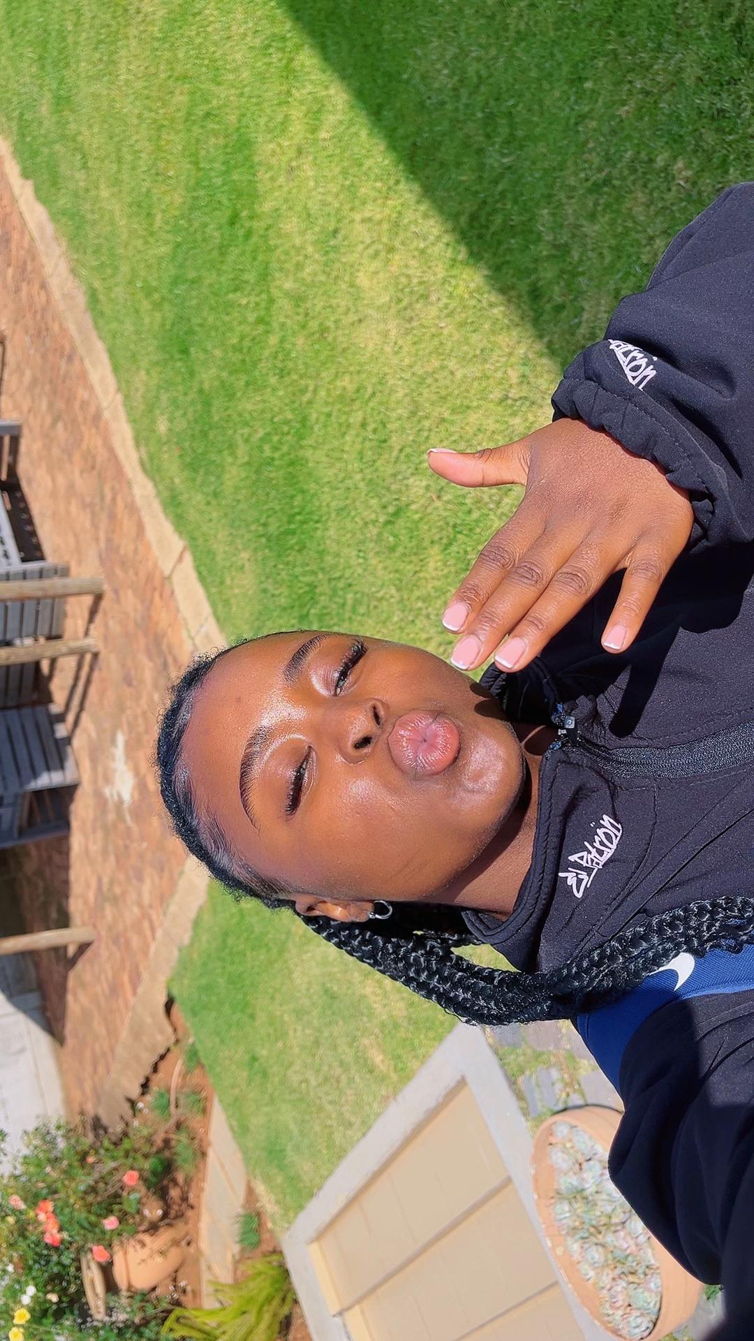 @mal_aikasibiya