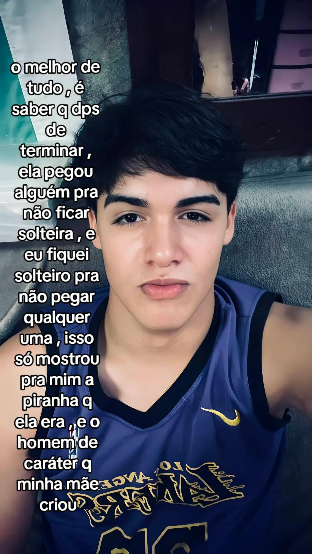 @Kaká tímido