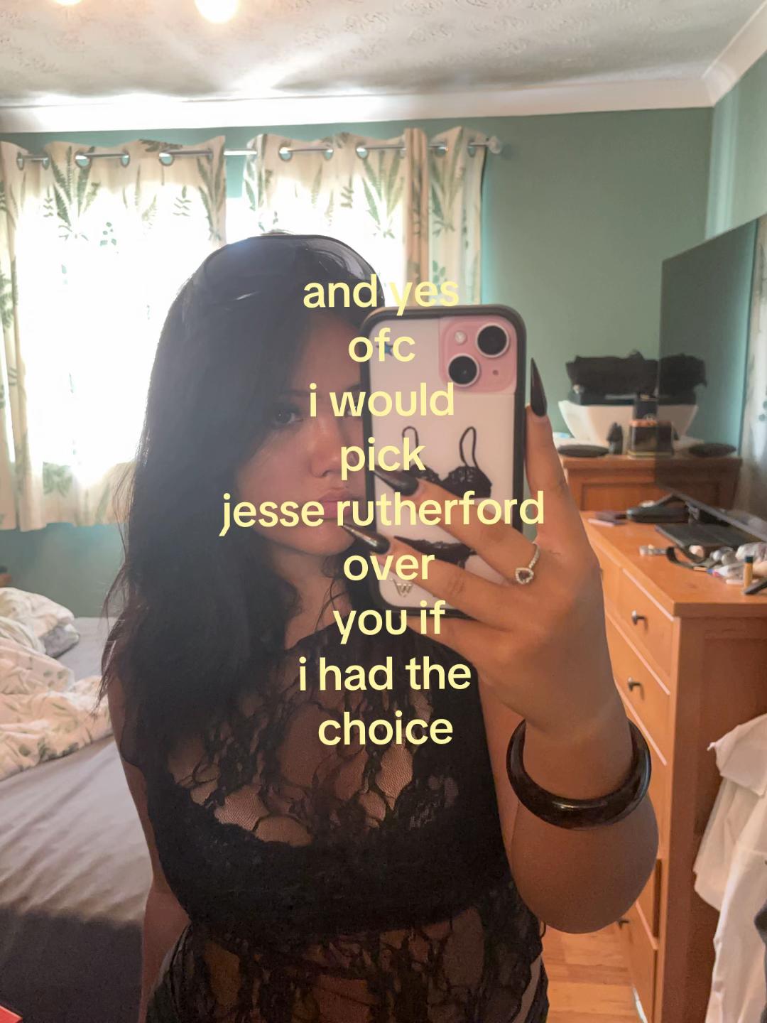 @daisy ♱