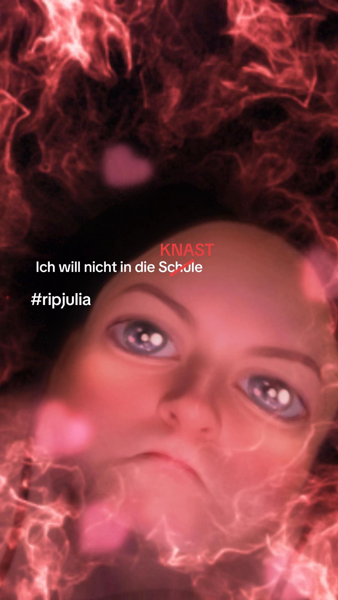 @julia