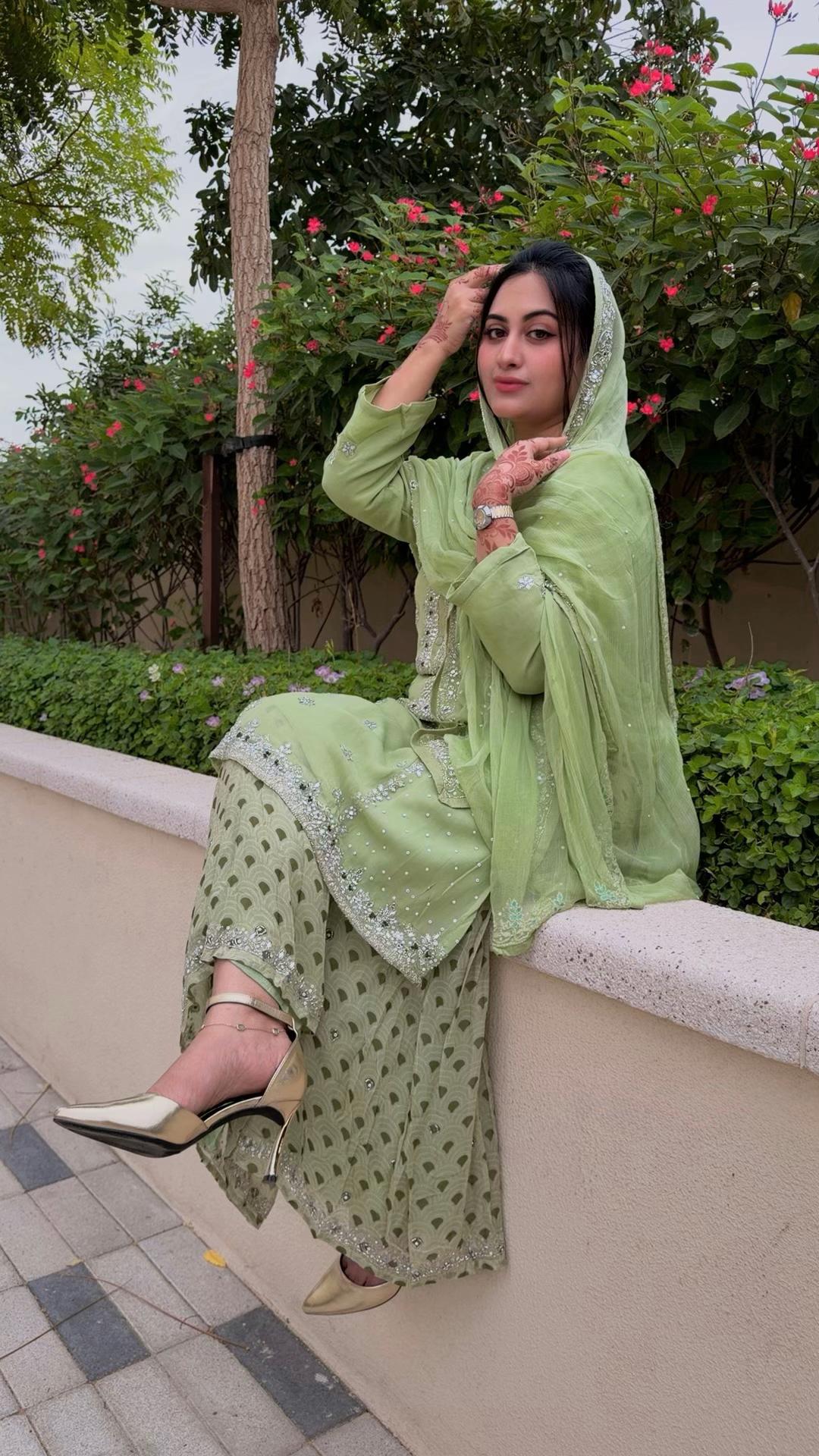 @afrin_nazeer