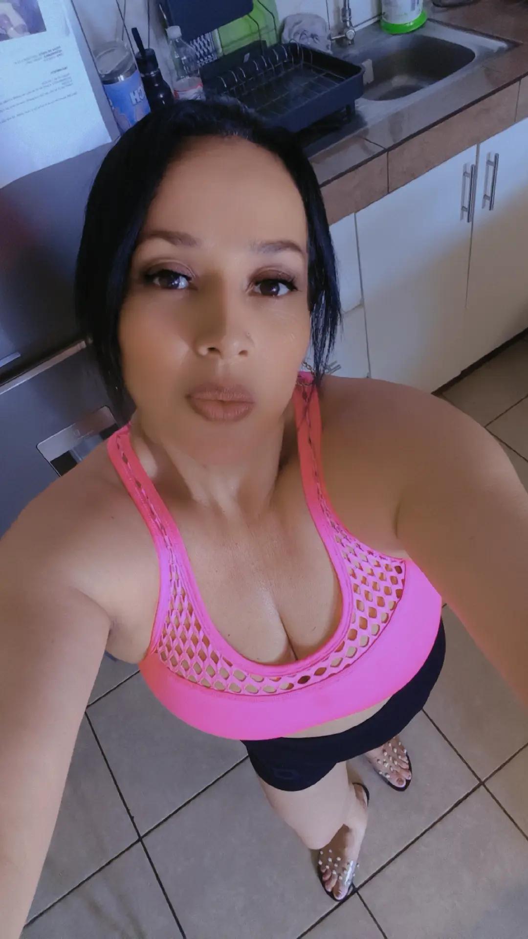 @ariana