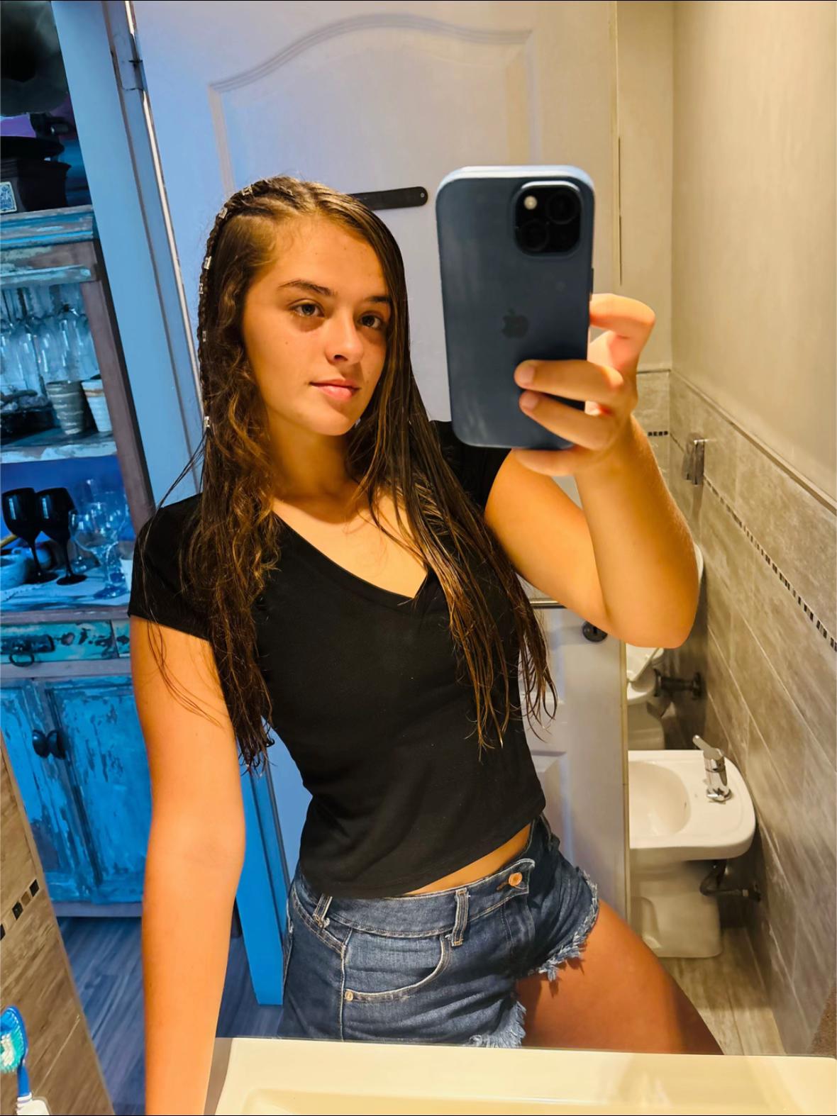 @emiiii.emiii_