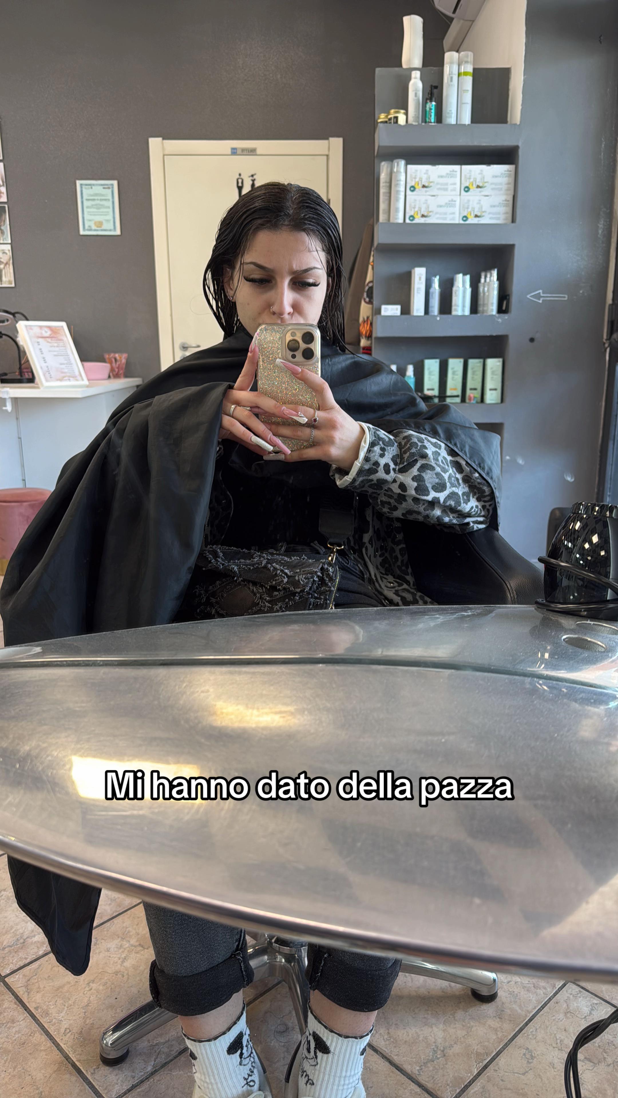 @Eleee