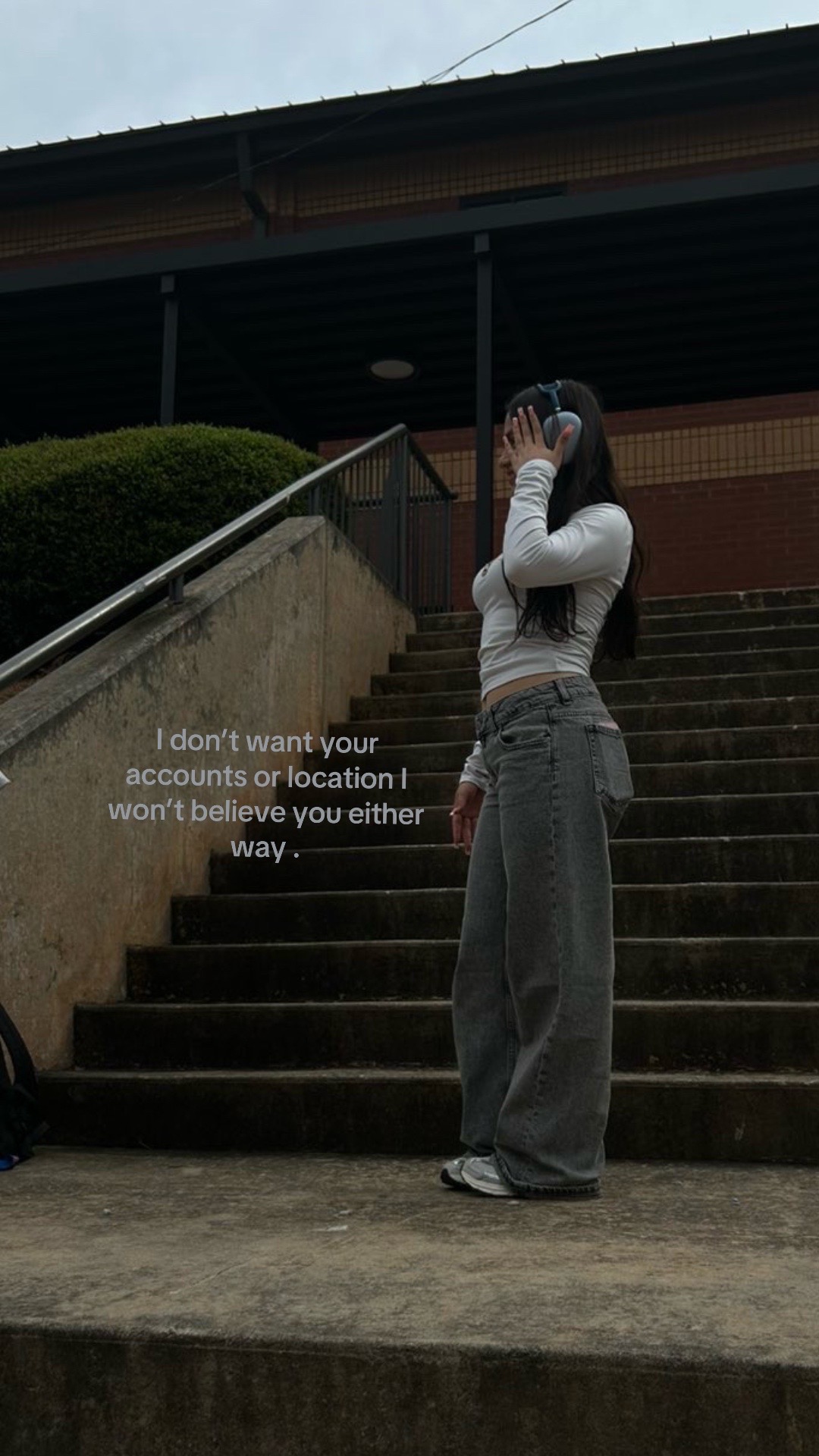 @.!
