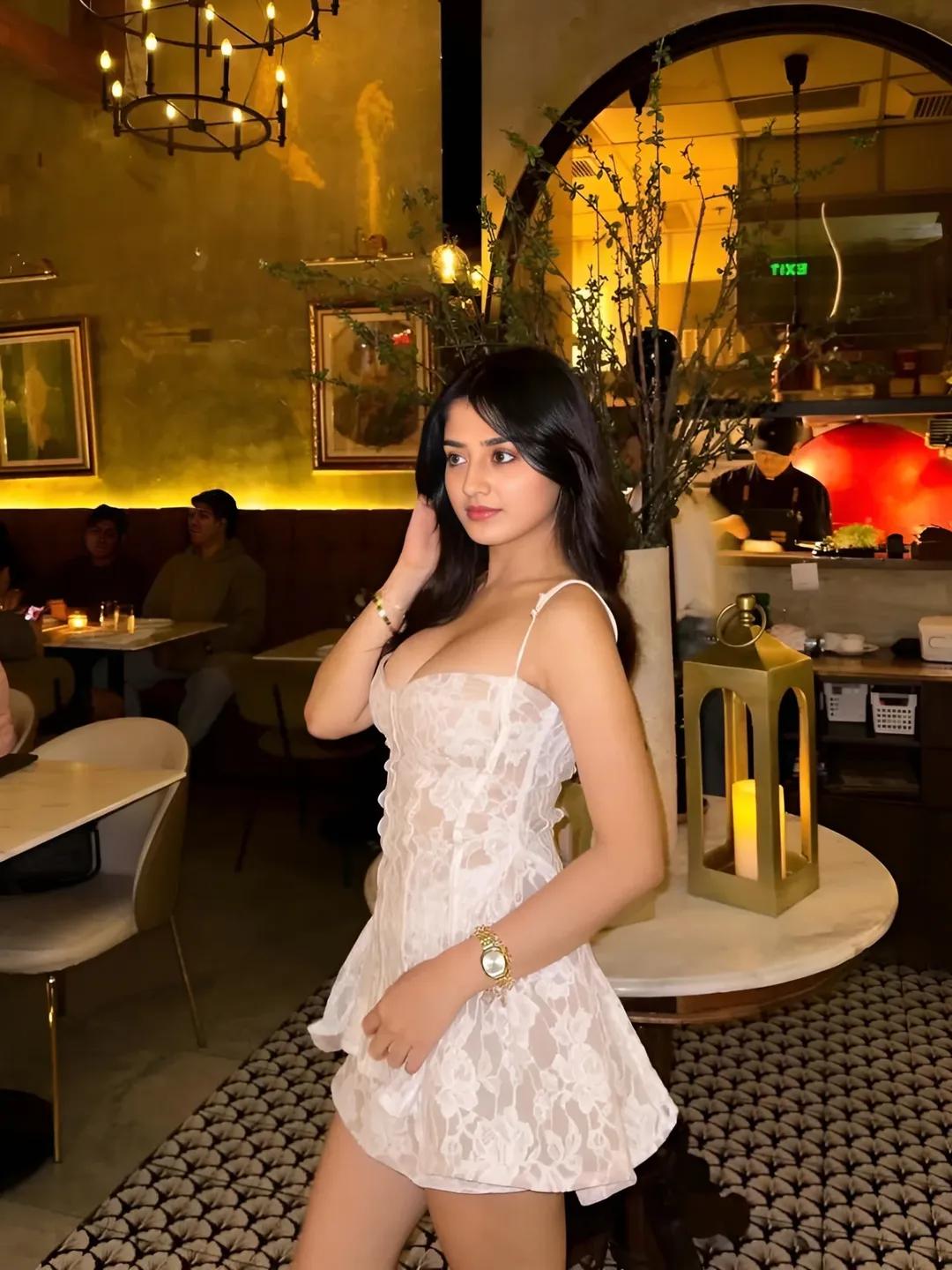 @Rosha0077