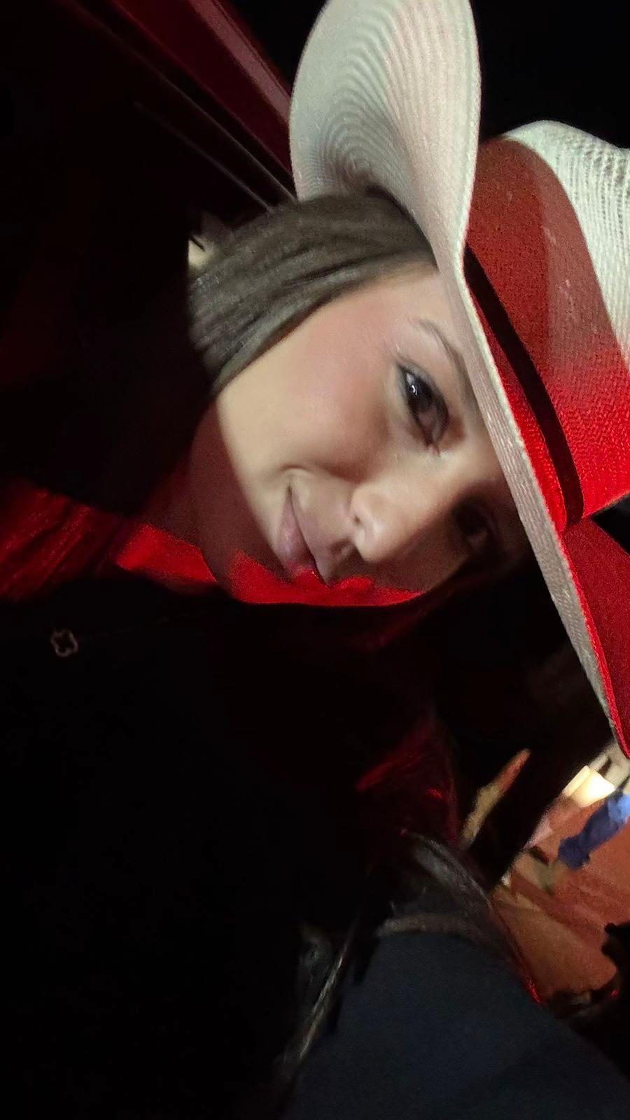 @__izareis