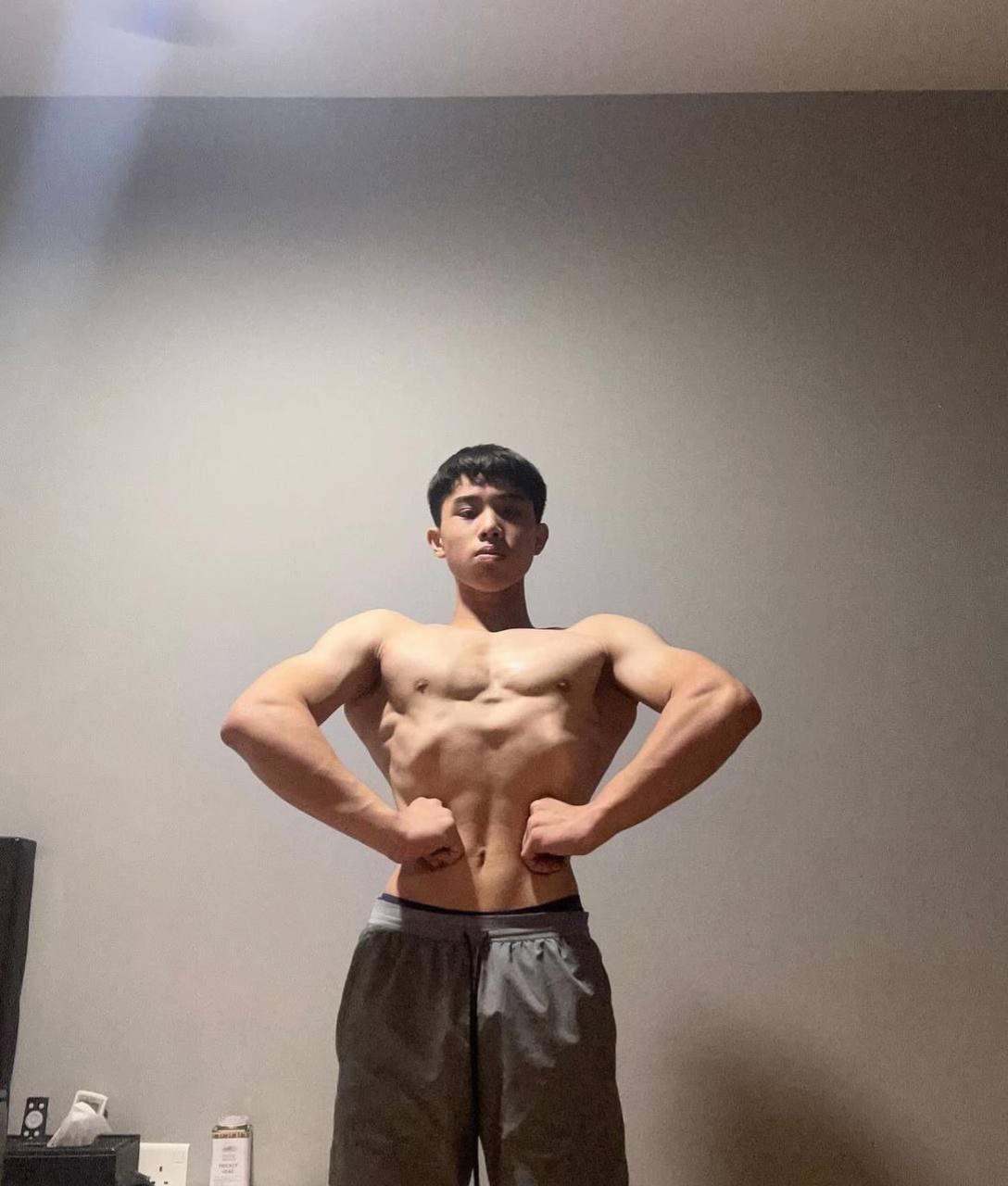 @imnotrobbot0